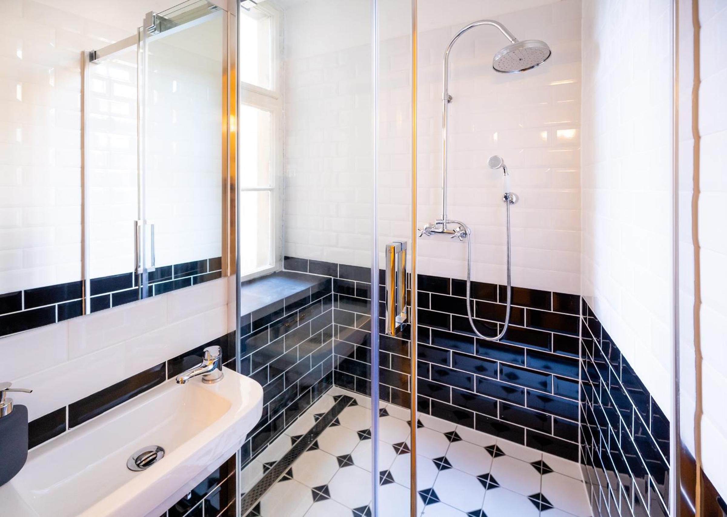 Luxurious Kafka family apt in Old Town