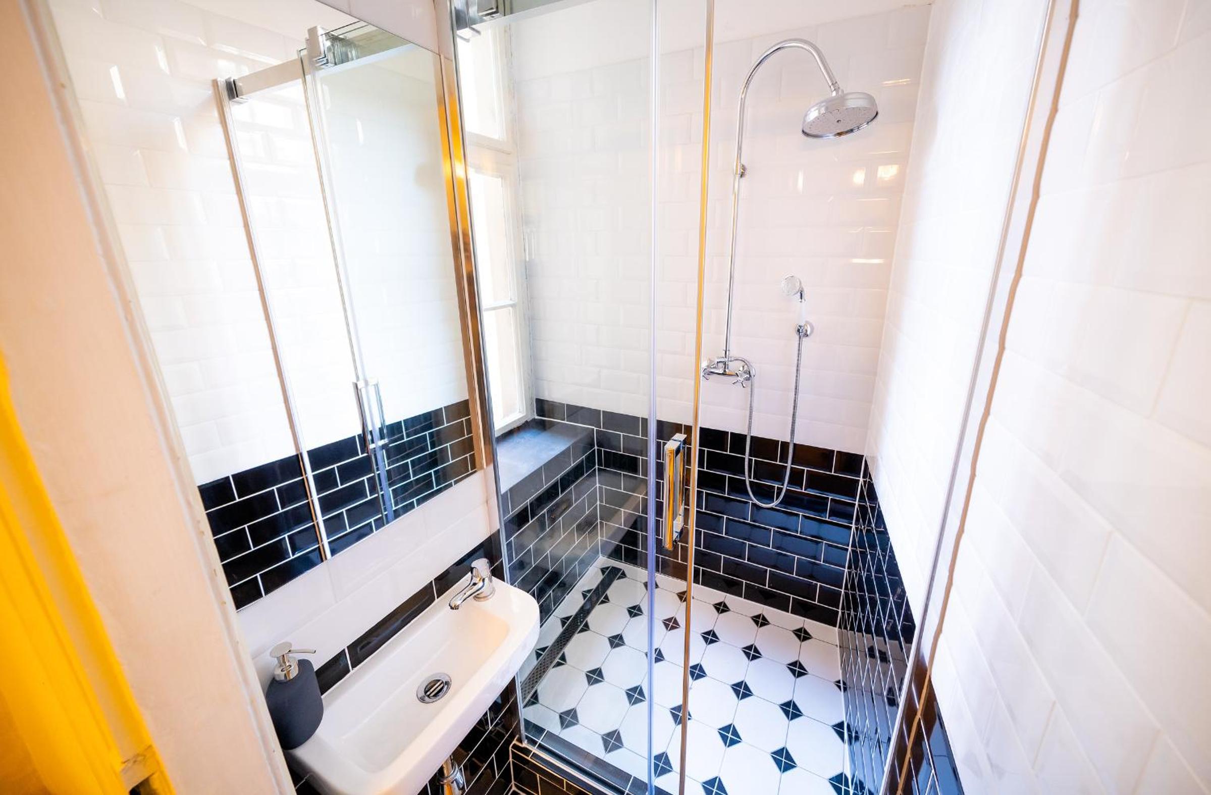 Luxurious Kafka family apt in Old Town