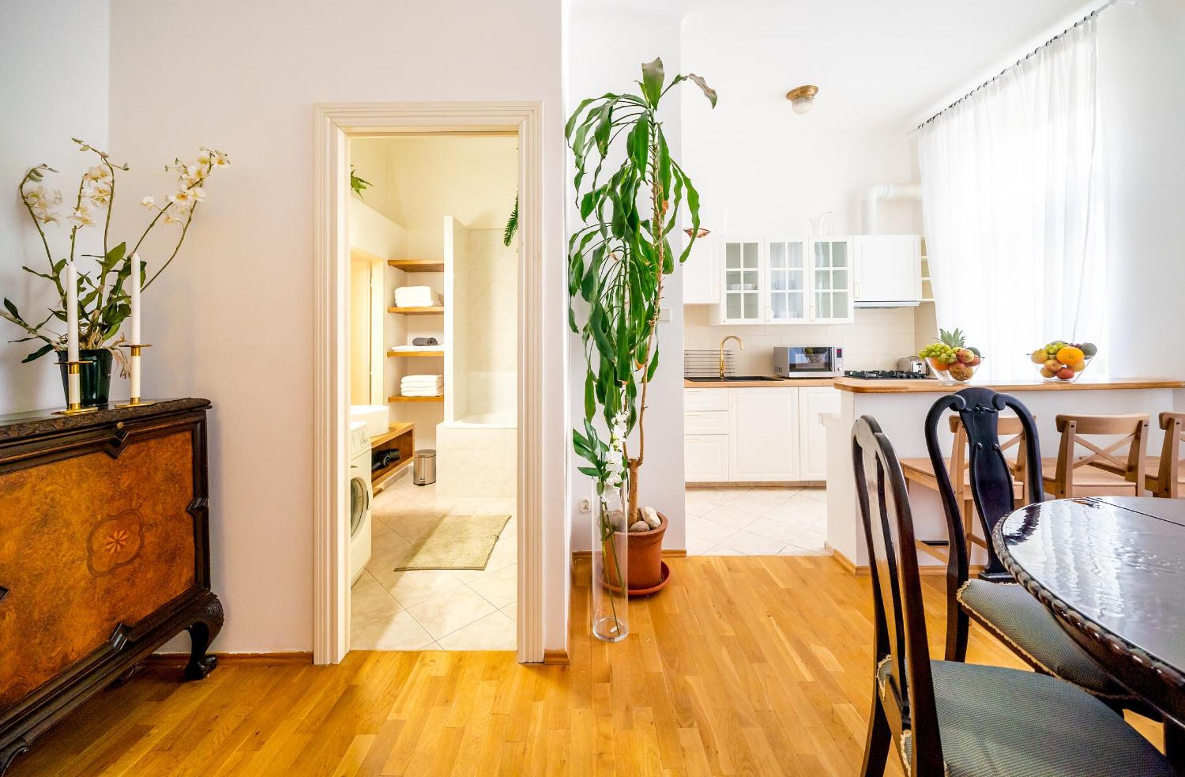 Luxurious Kafka family apt in Old Town