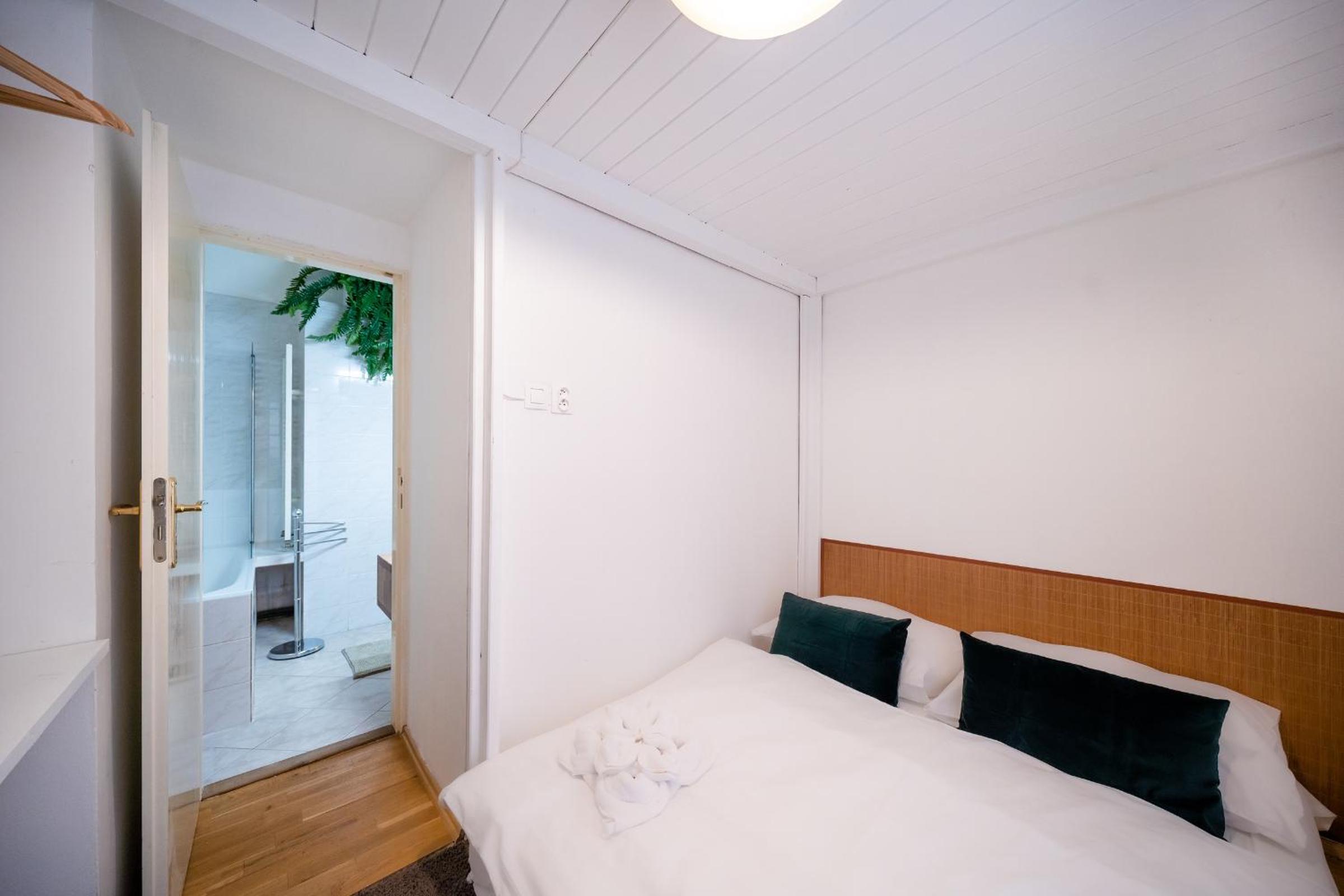 Luxurious Kafka family apt in Old Town
