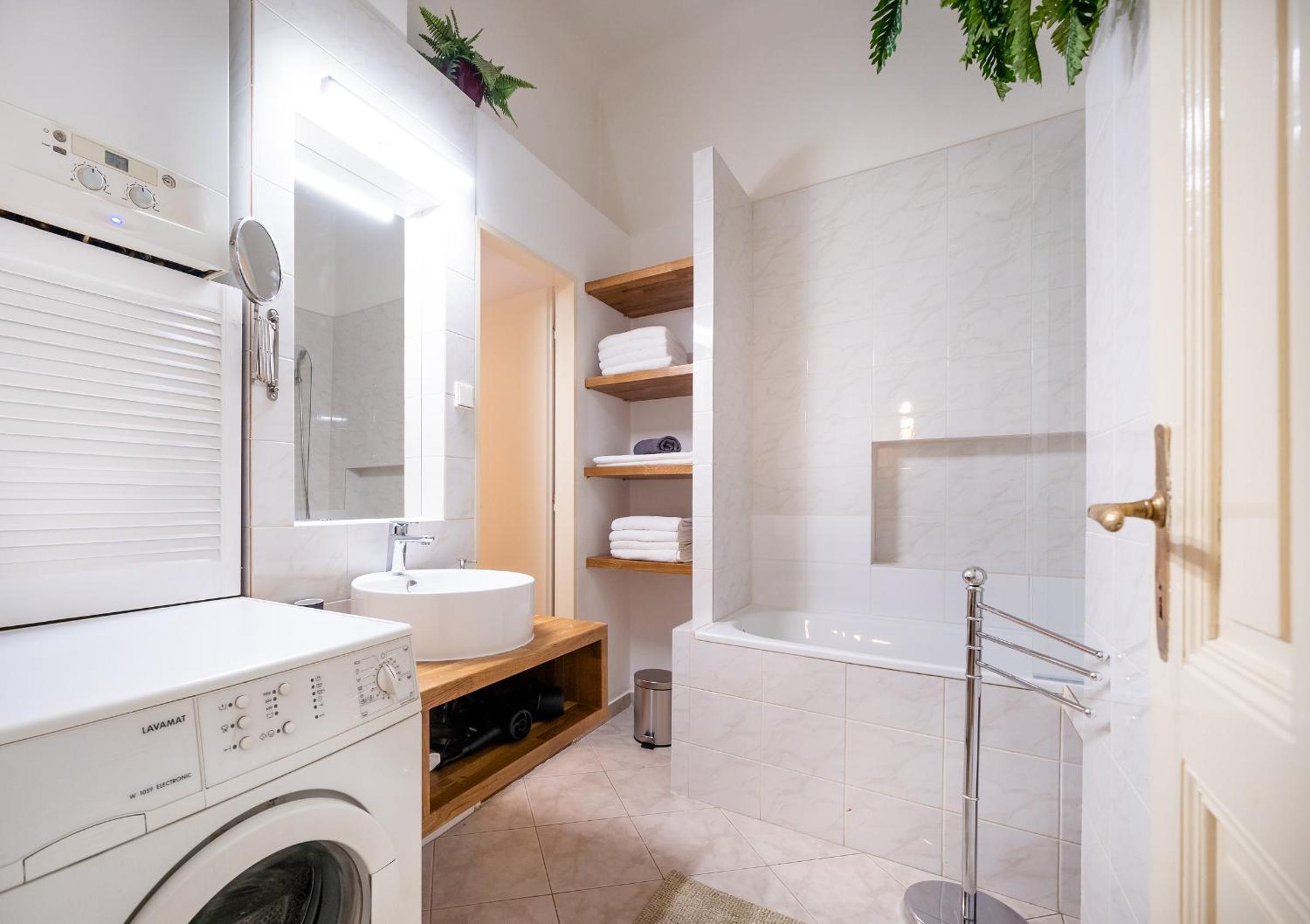 Luxurious Kafka family apt in Old Town