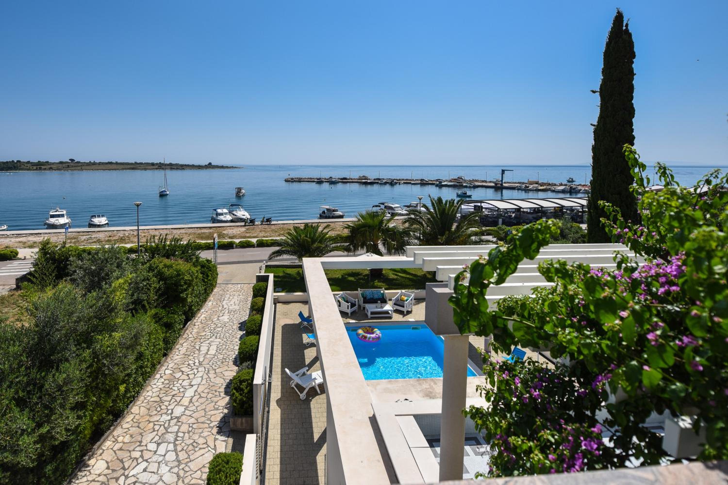 Apartments Bella Sky view 4
