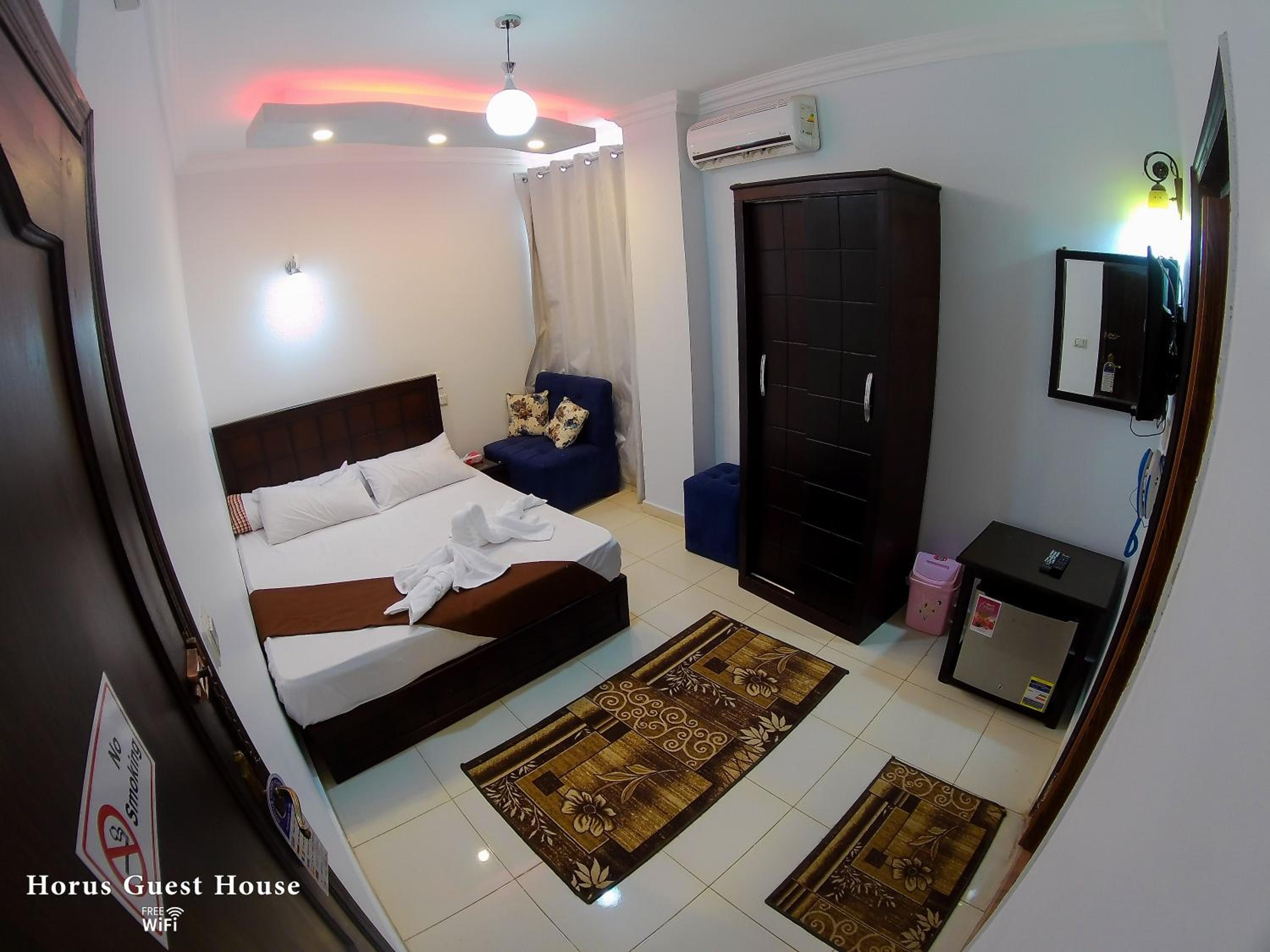Horus Guest House Pyramids View