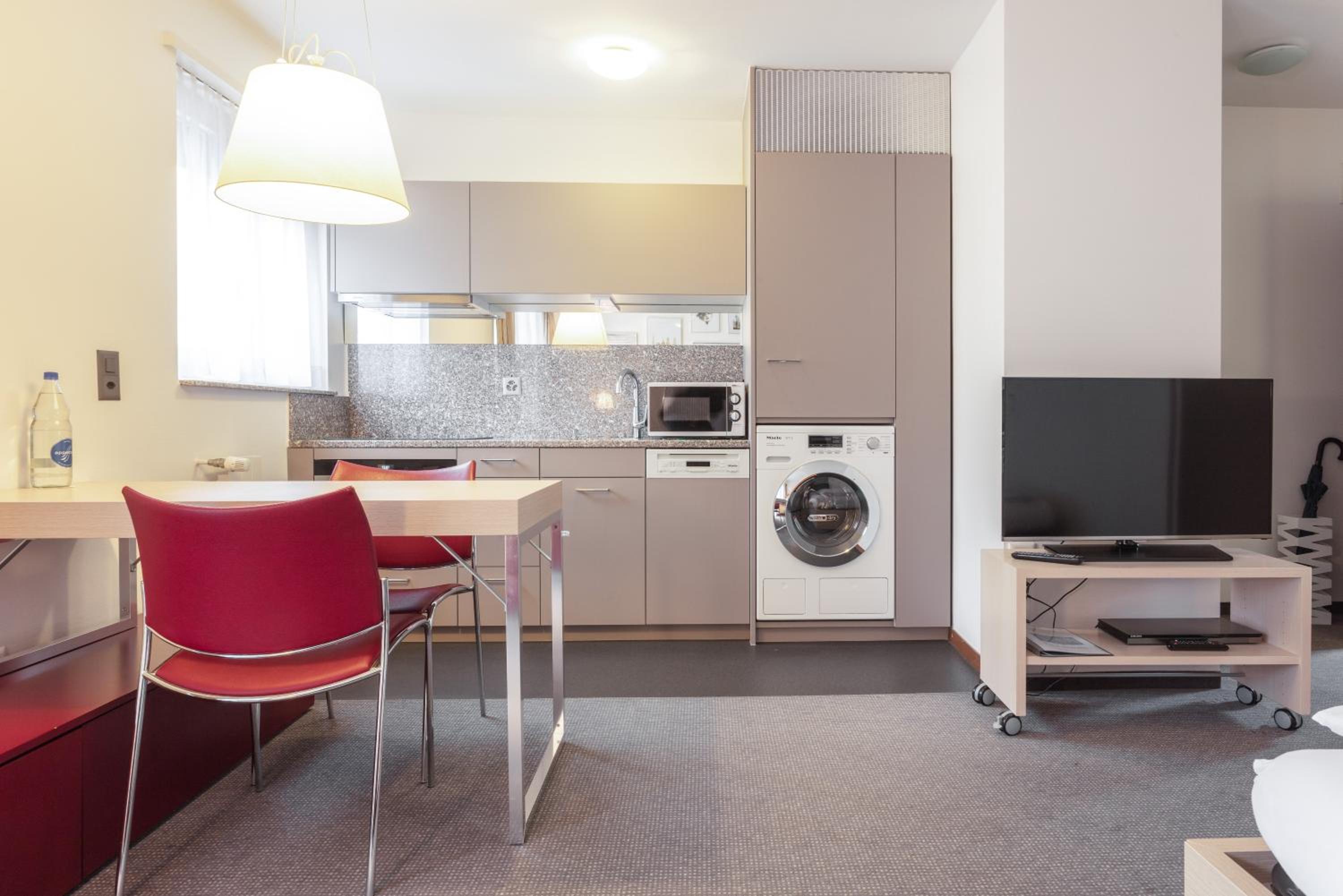 EMA House Serviced Apartments Seefeld view 4
