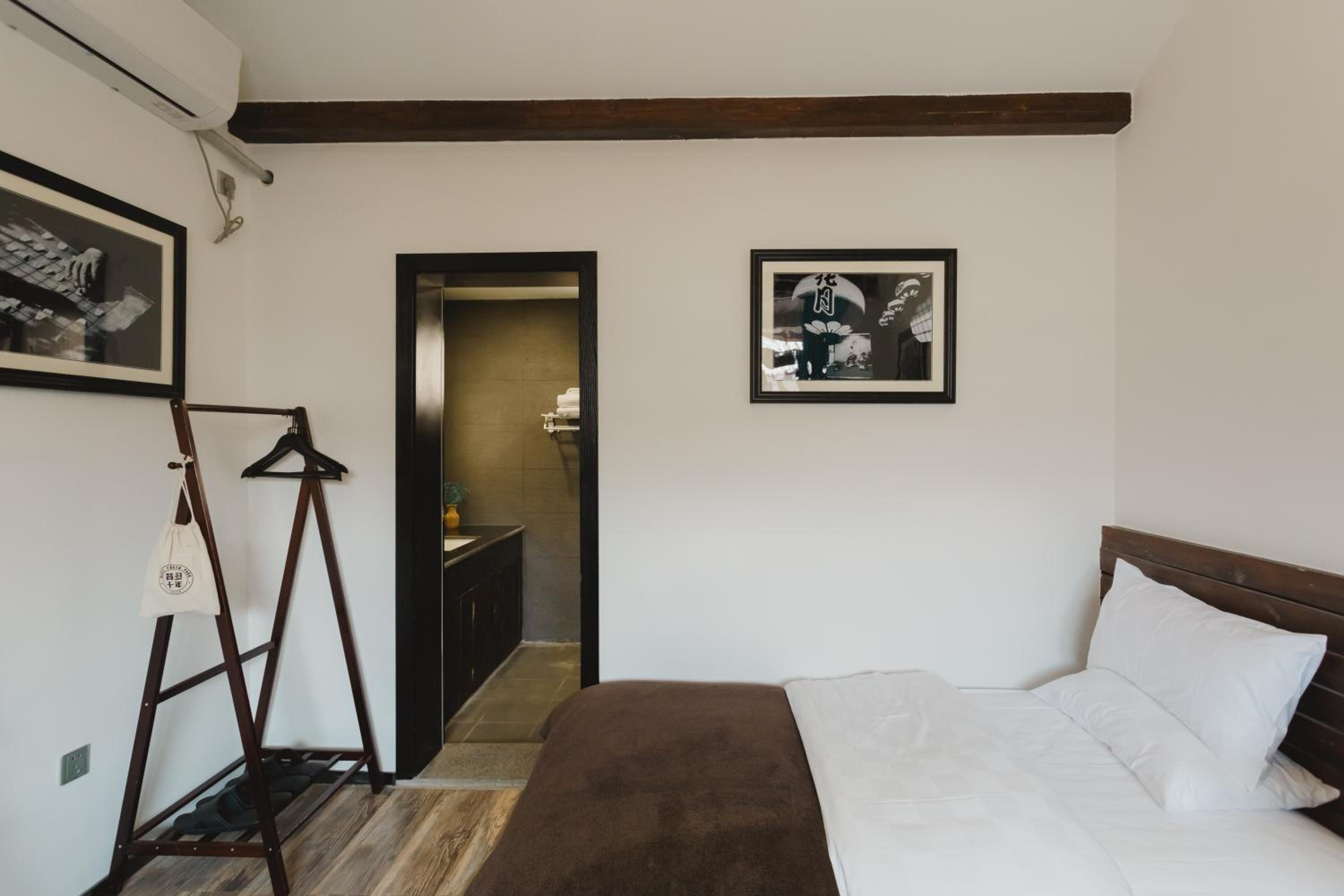 Lijiang Desti Youth Park Hostel