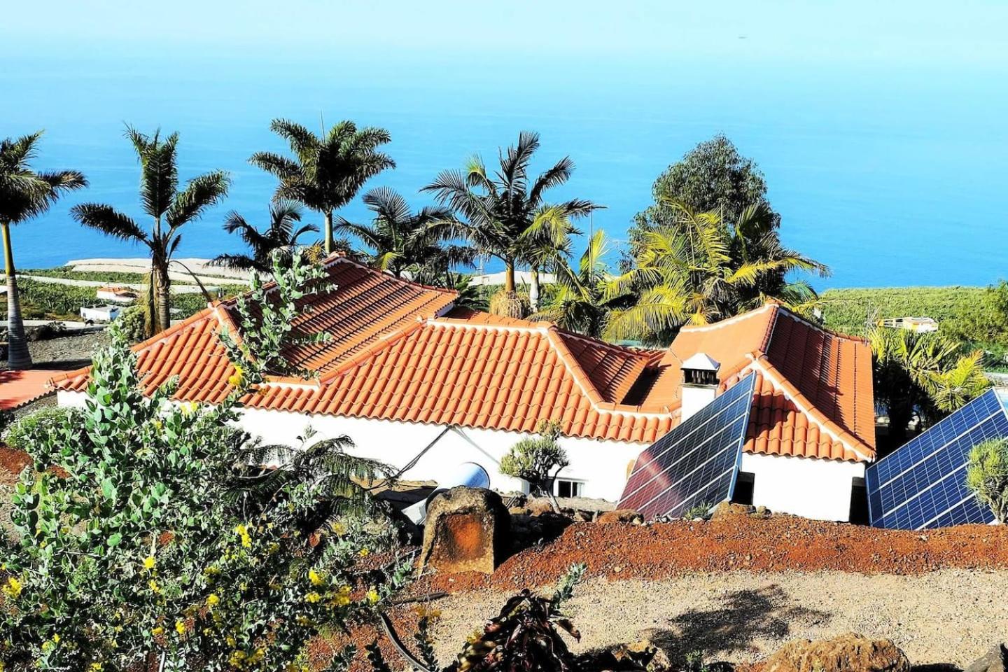Casa PERSEIDAS view 2