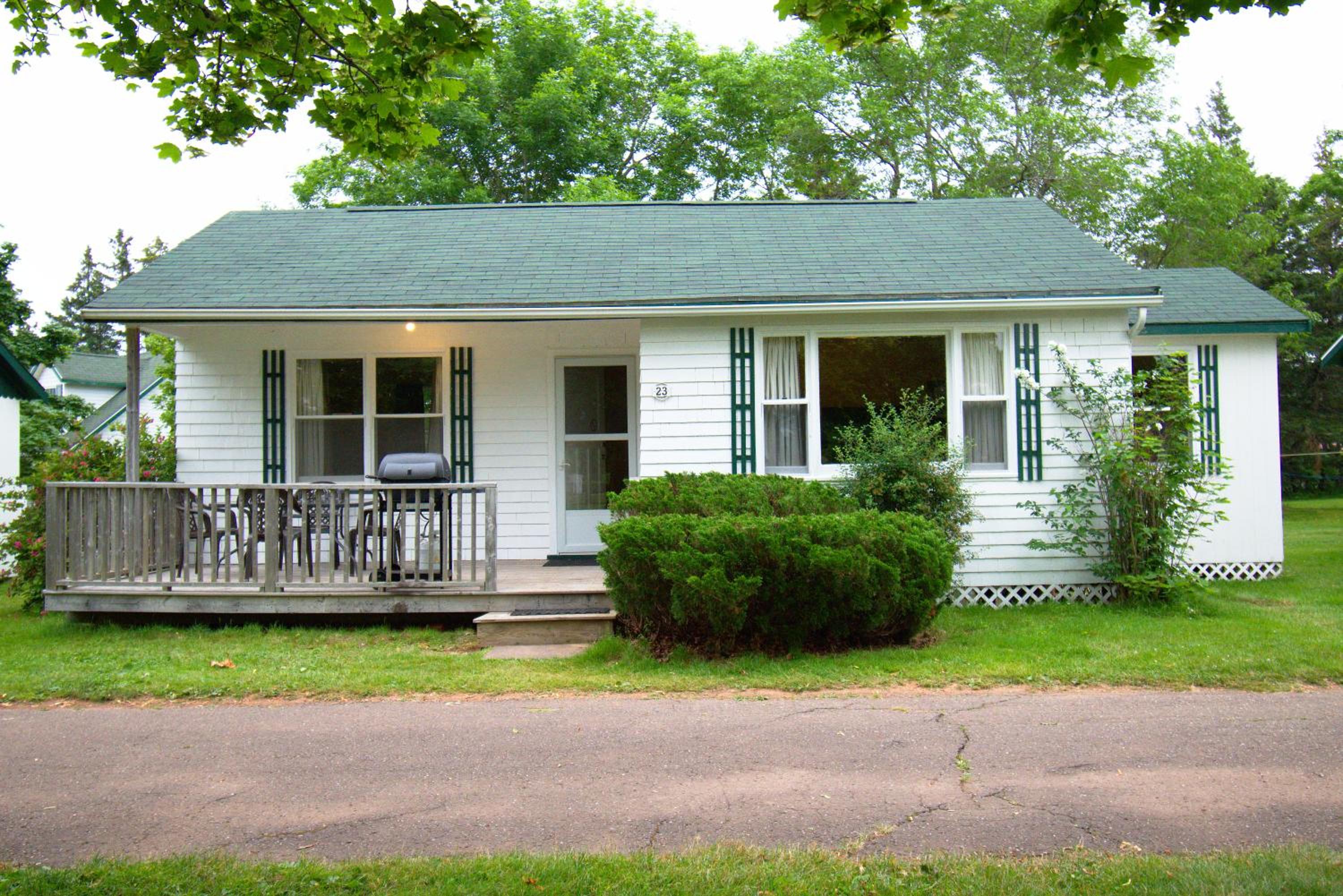 Lakeview Lodge and Cottages