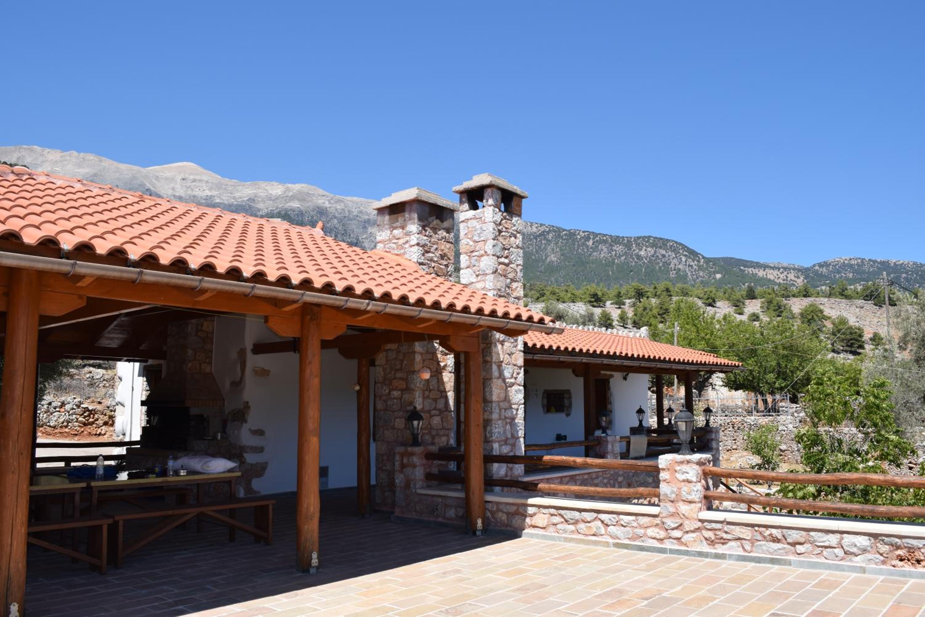 ARADENA TRADITIONAL House 1 view 3