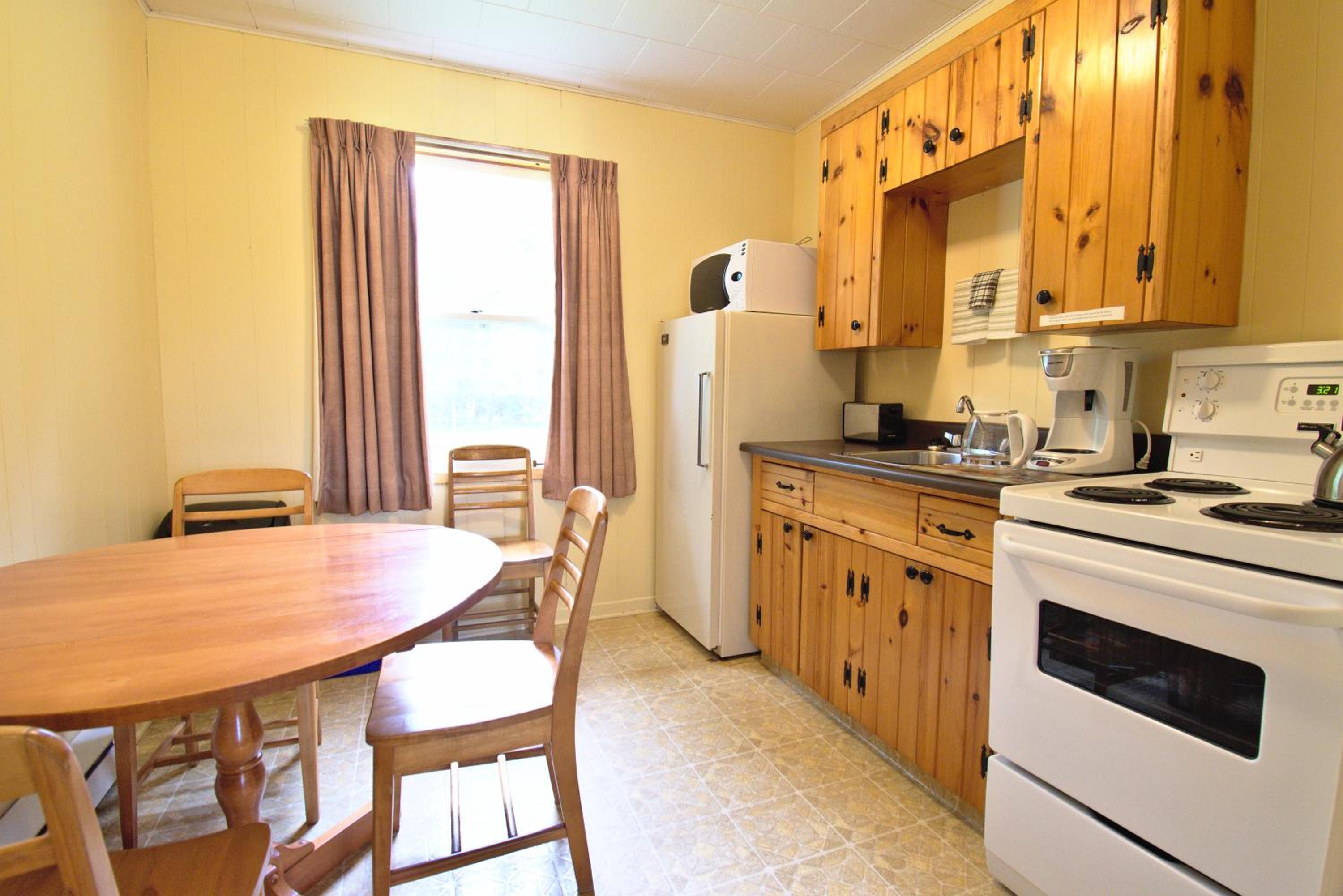 Lakeview Lodge and Cottages
