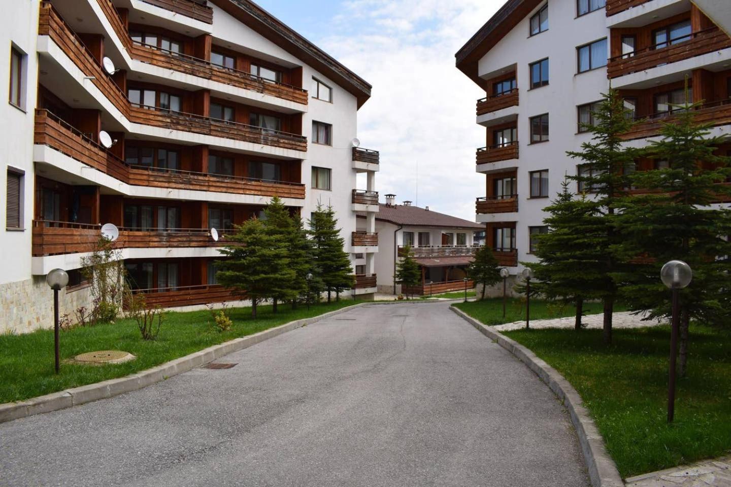 Detelina Residence view 4