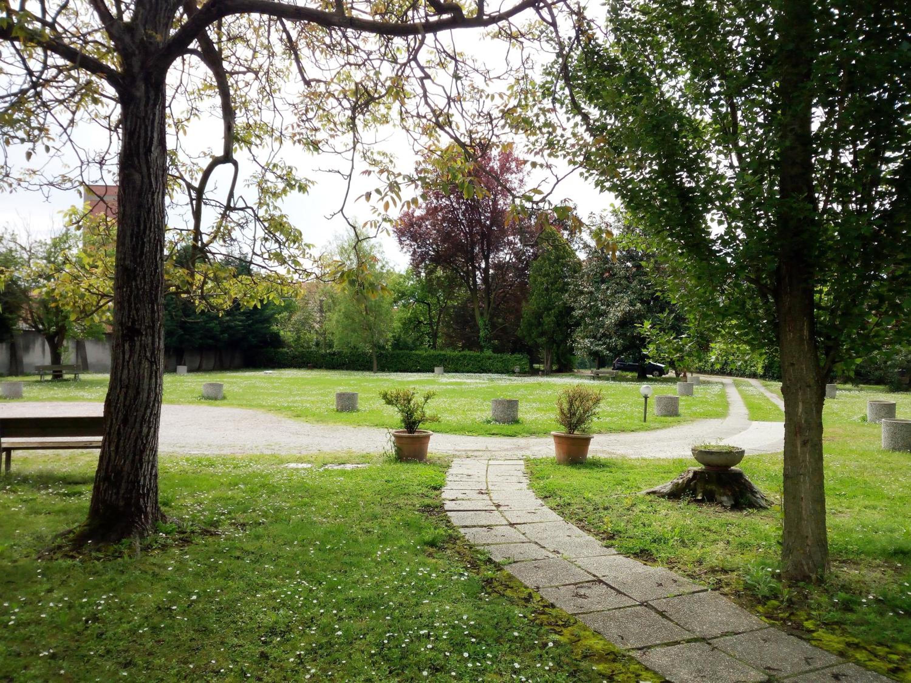 Photo 35