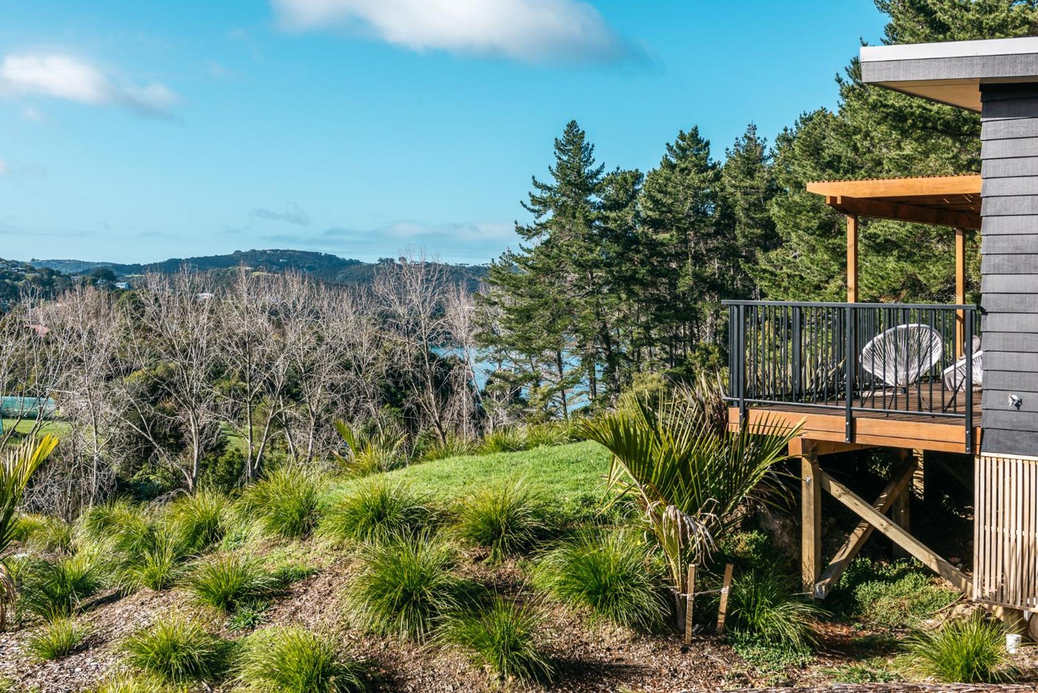 Putaki Bay - Tui Villa - Be My Guest Waiheke