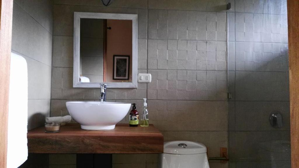 Monteverde Casa Mia, near main attractions and town!