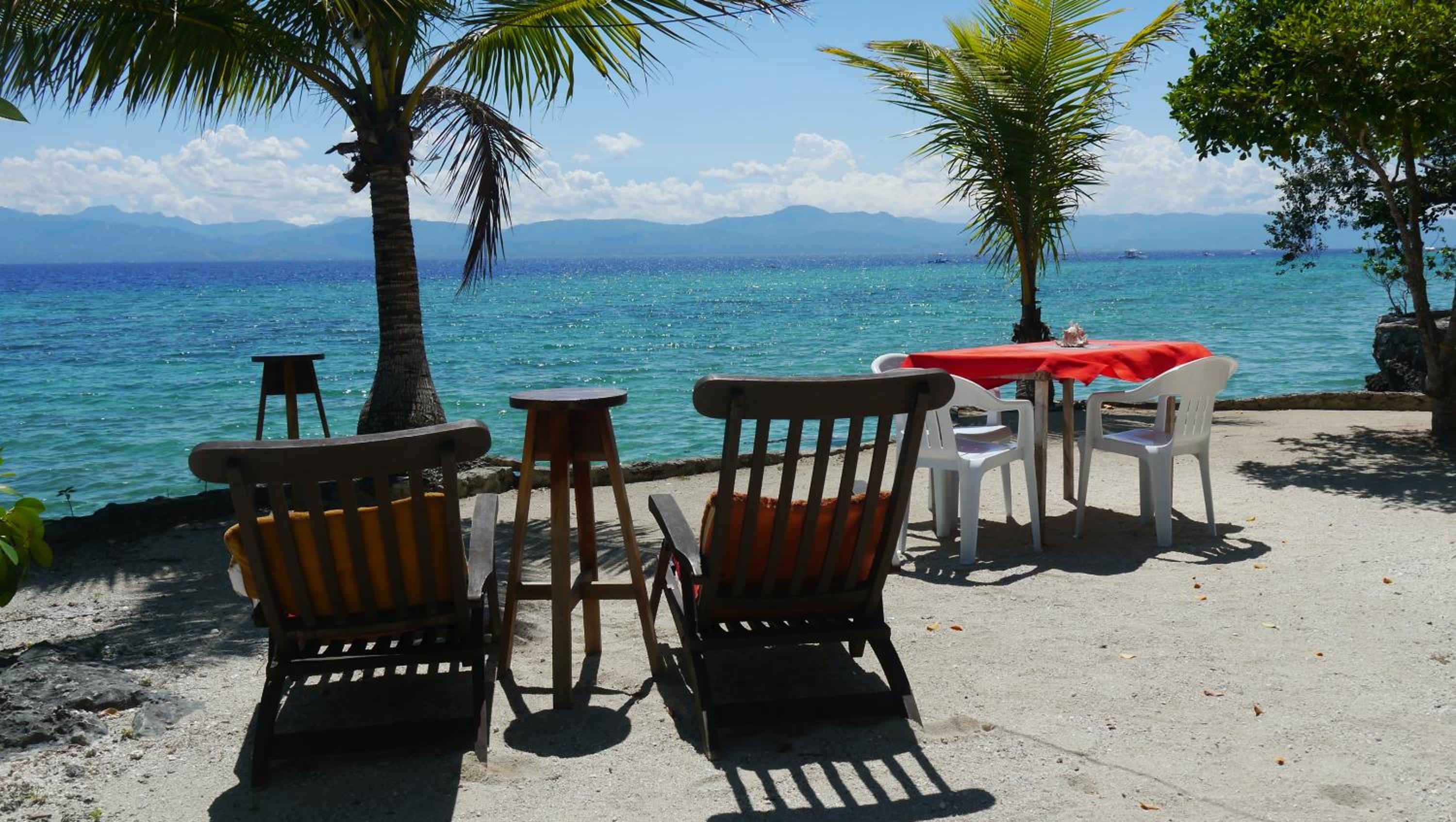 Moalboal T Breeze Coastal Resort