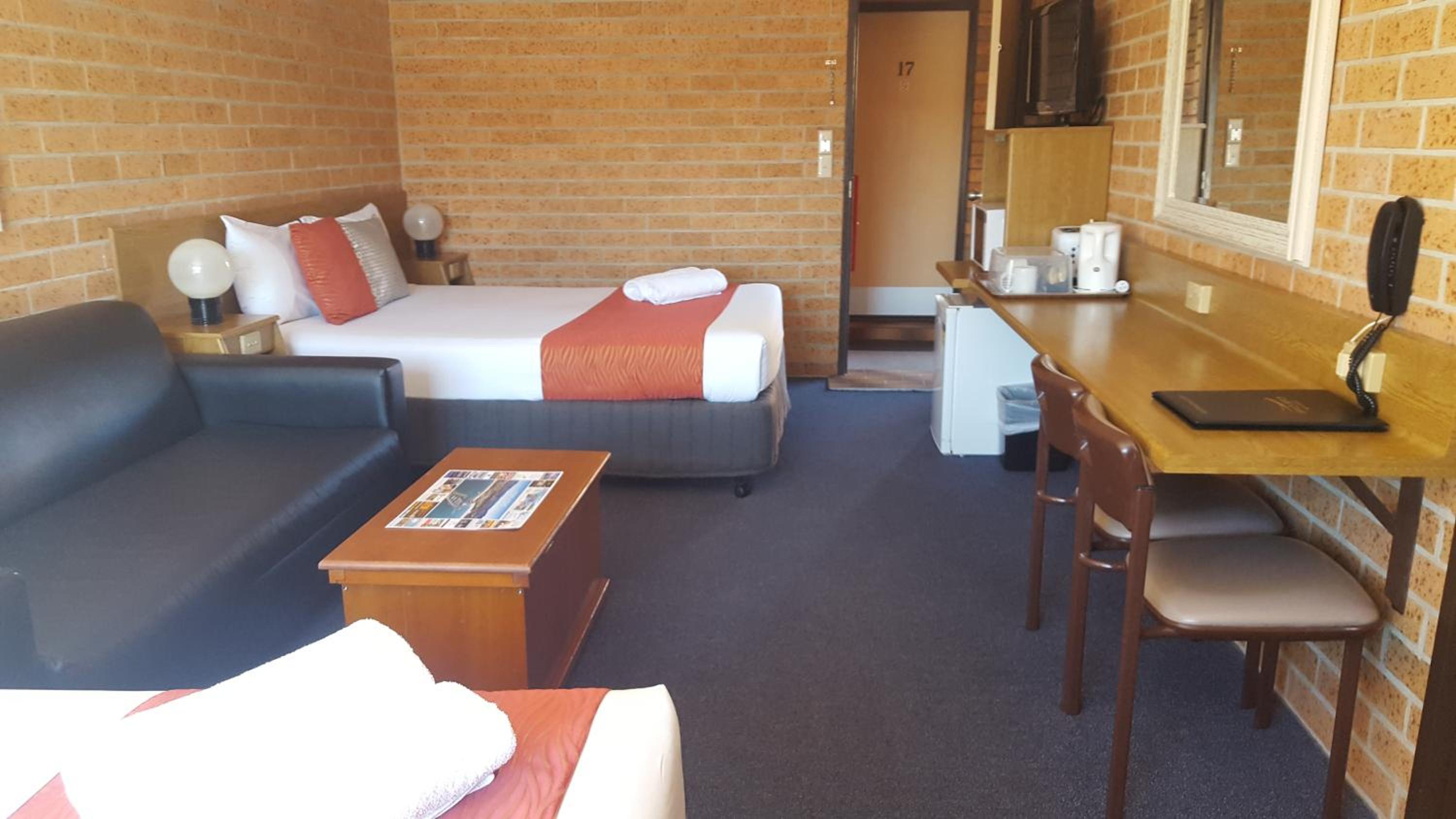 Royal Palms Motor Inn