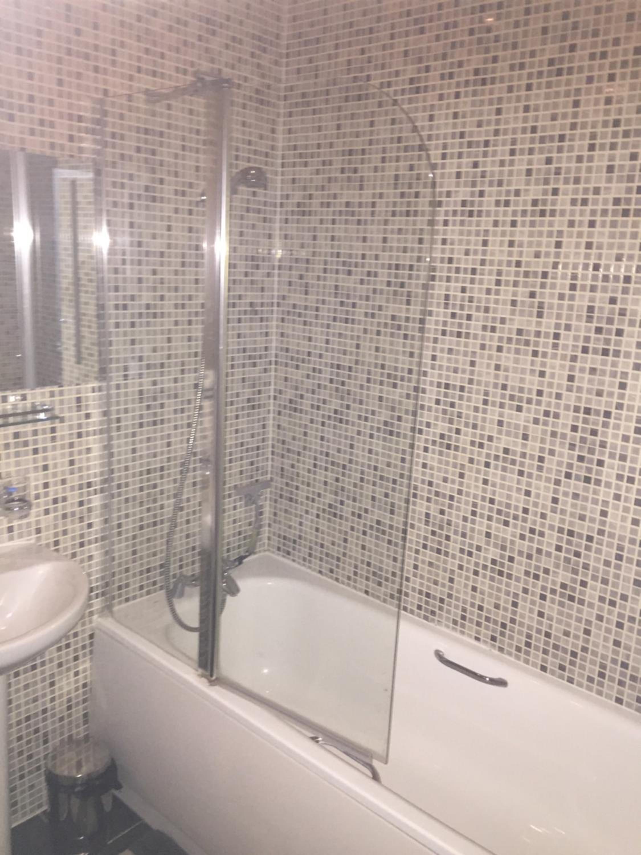 Heathrow Garden House - West Drayton, London - Benjamin Guest House view 4