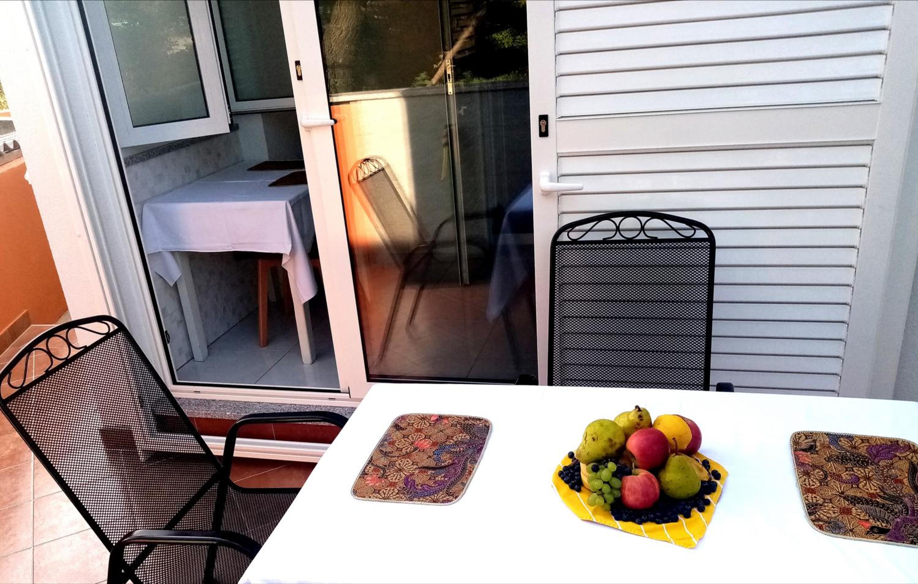 Ana Guest House