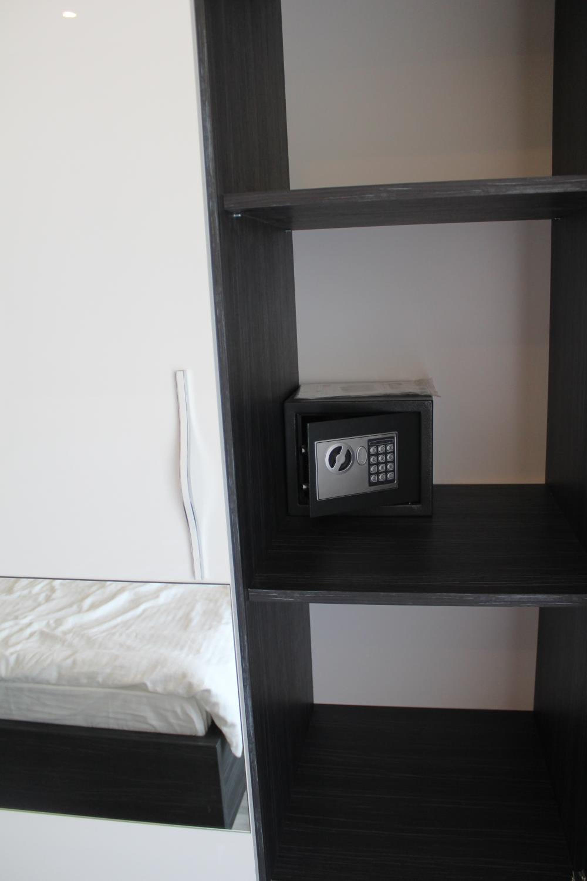 Photo 28