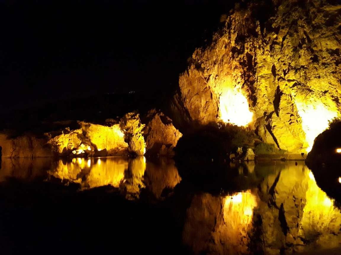 Photo 40