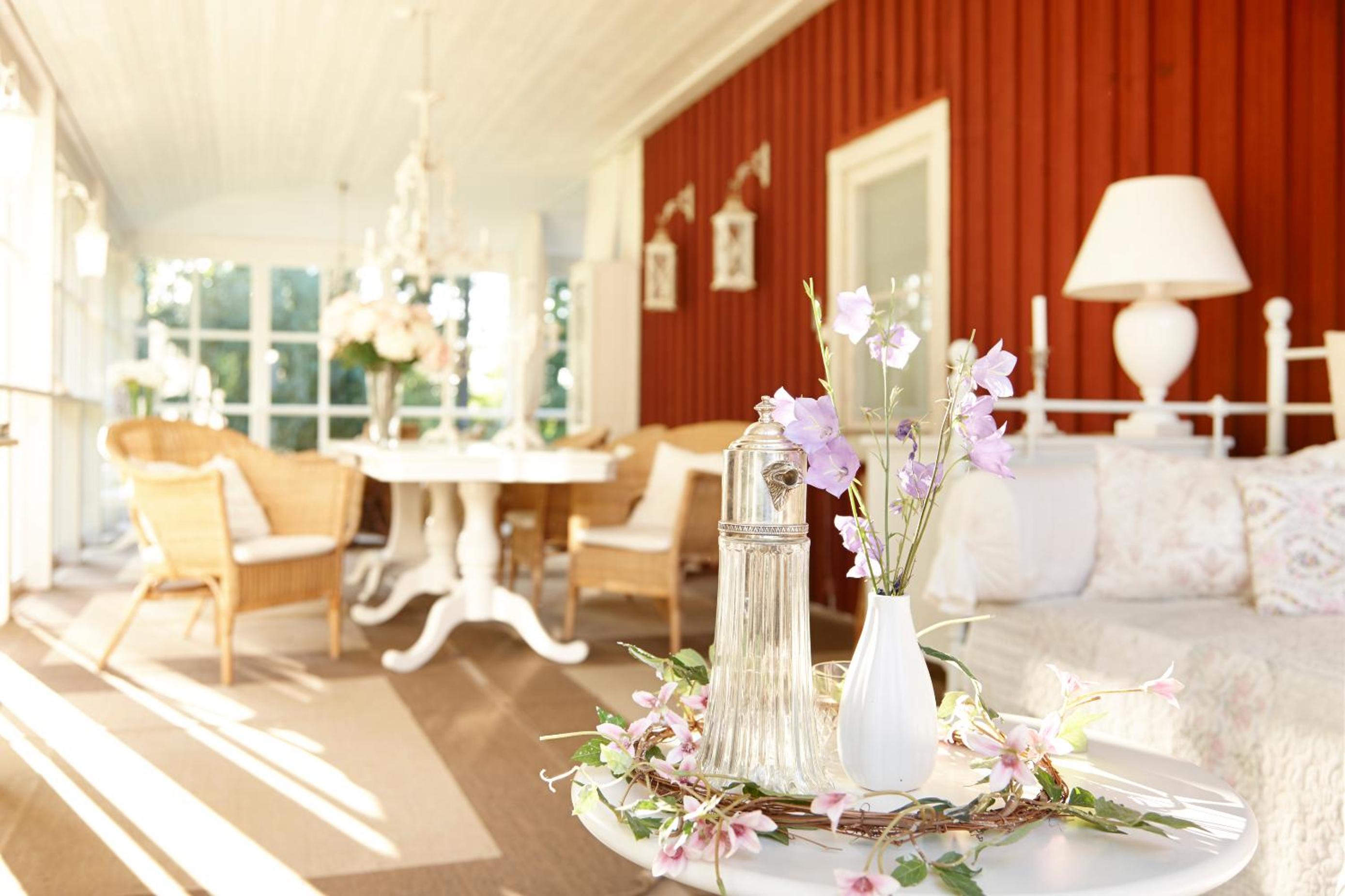 Red Haven Cottage