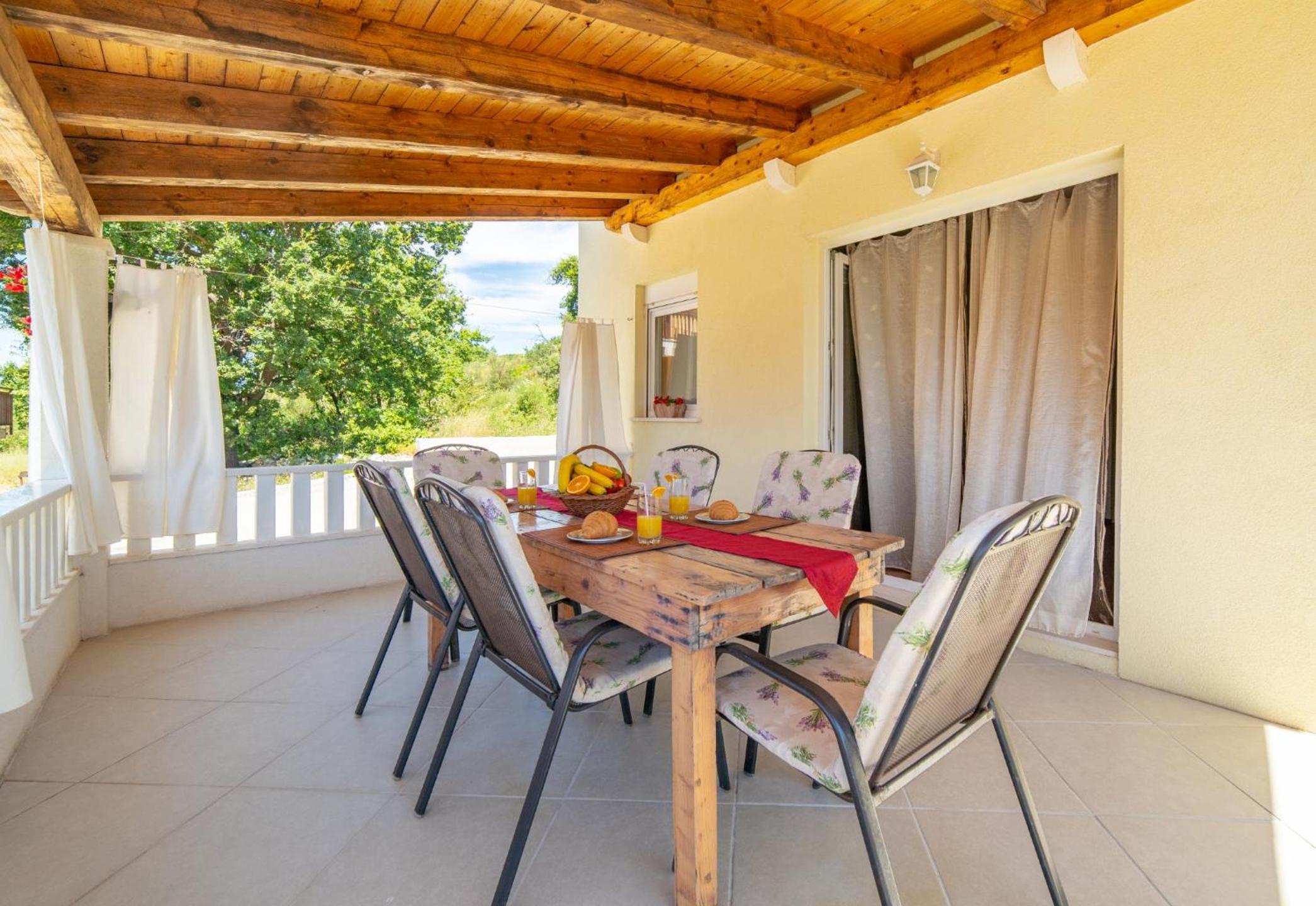Holiday Home Tina view 3