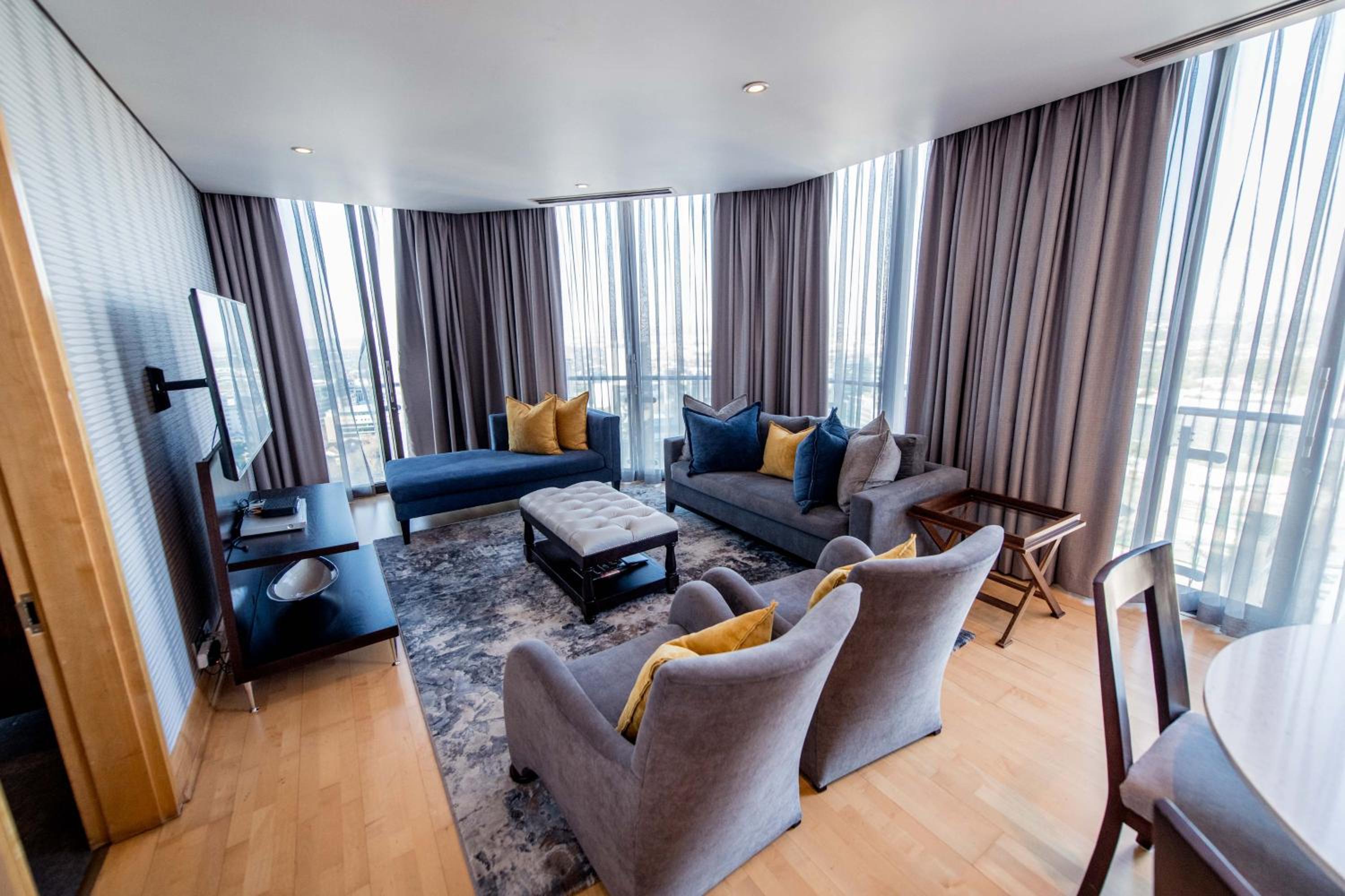 Johannesburg Vacations - The Michelangelo Towers - Property Image 67
