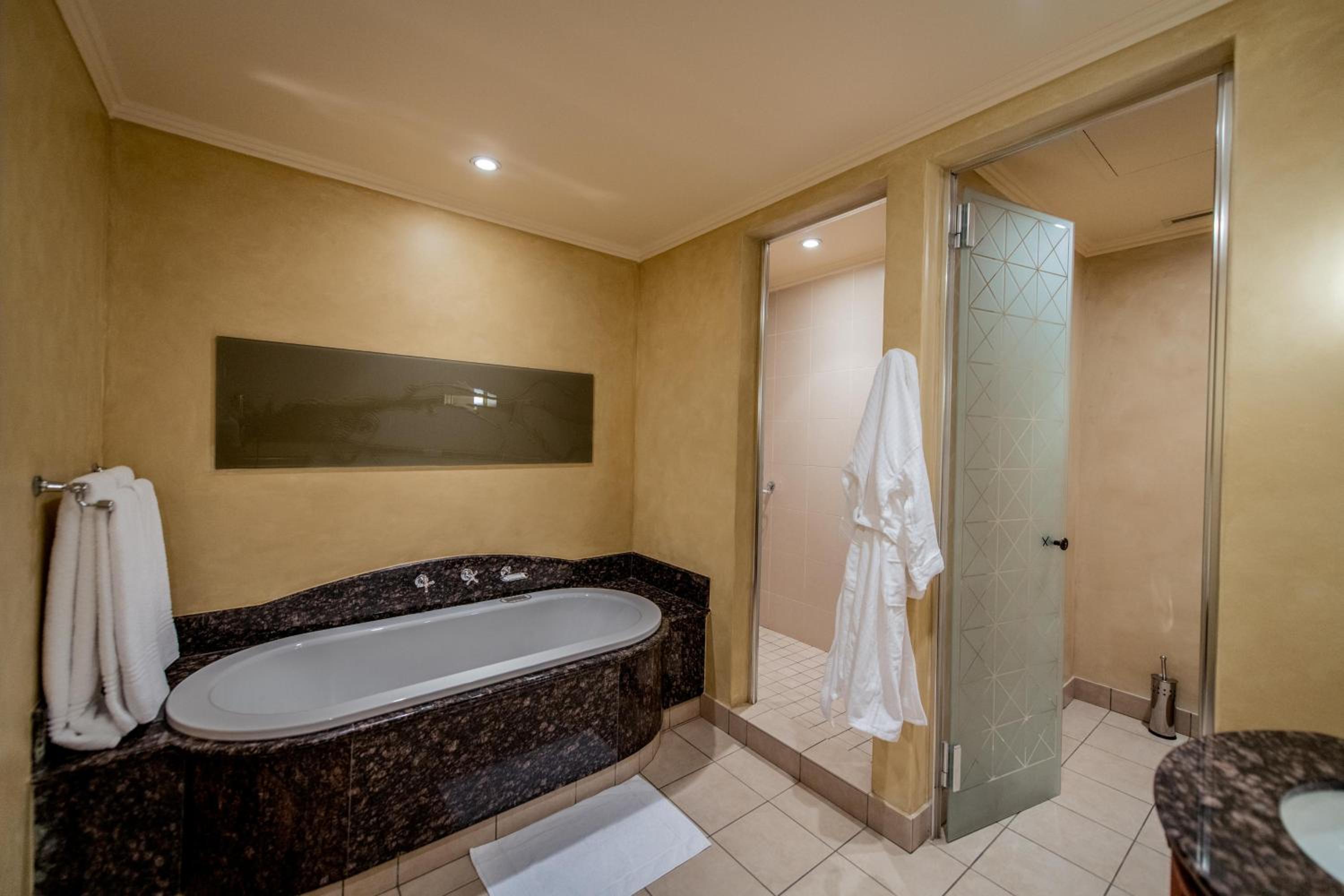 Johannesburg Vacations - The Michelangelo Towers - Property Image 54