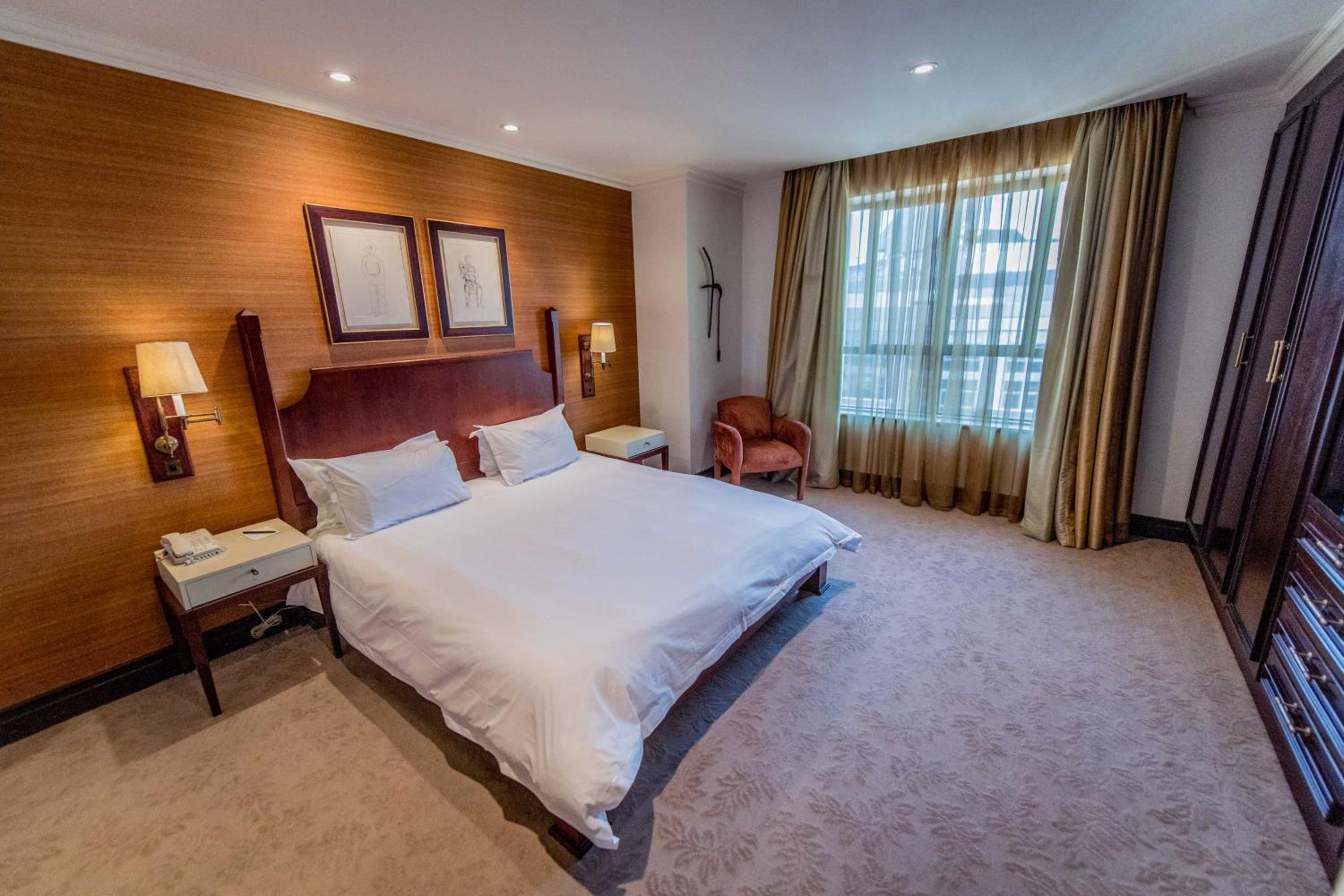 Johannesburg Vacations - The Michelangelo Towers - Property Image 31