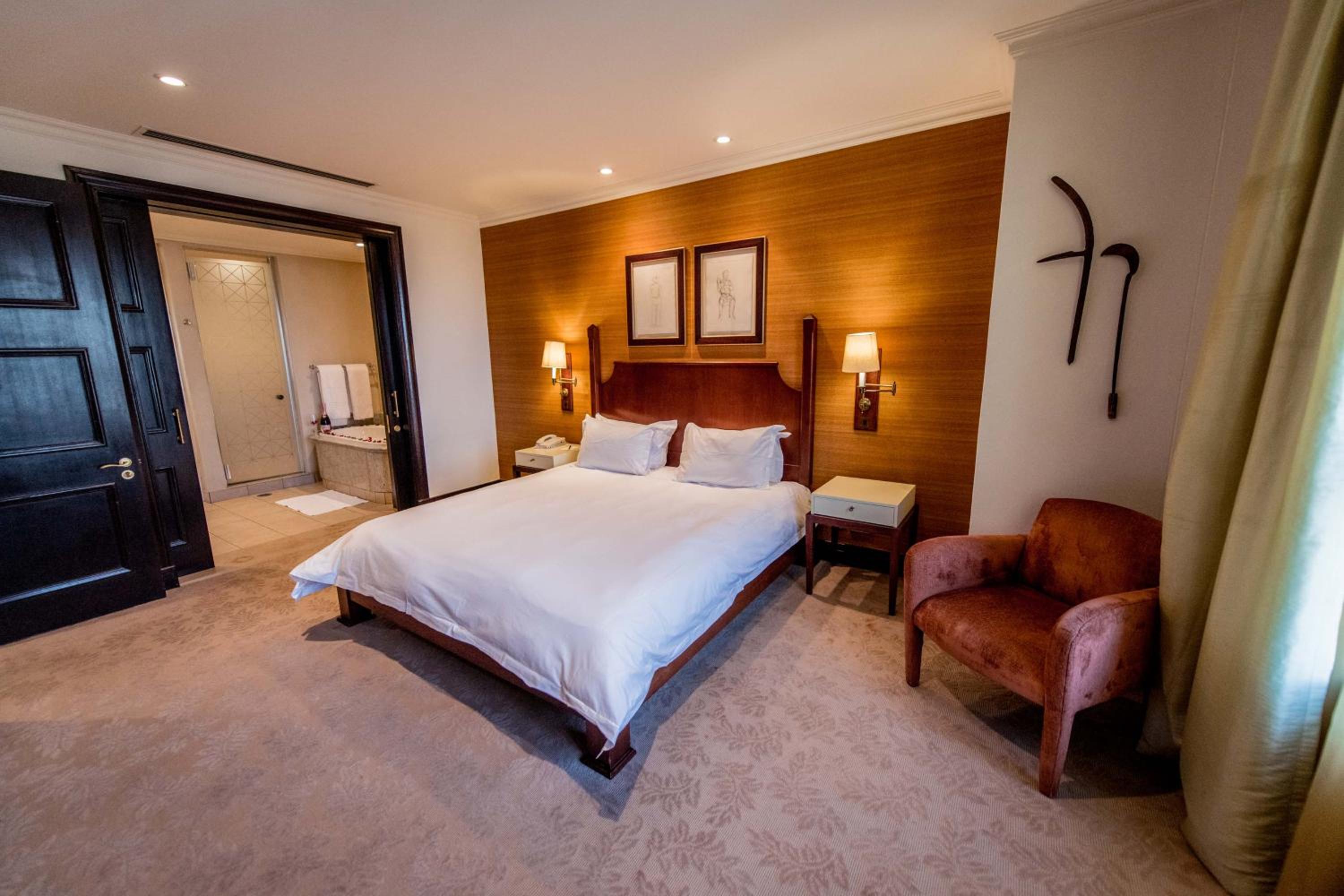 Johannesburg Vacations - The Michelangelo Towers - Property Image 35