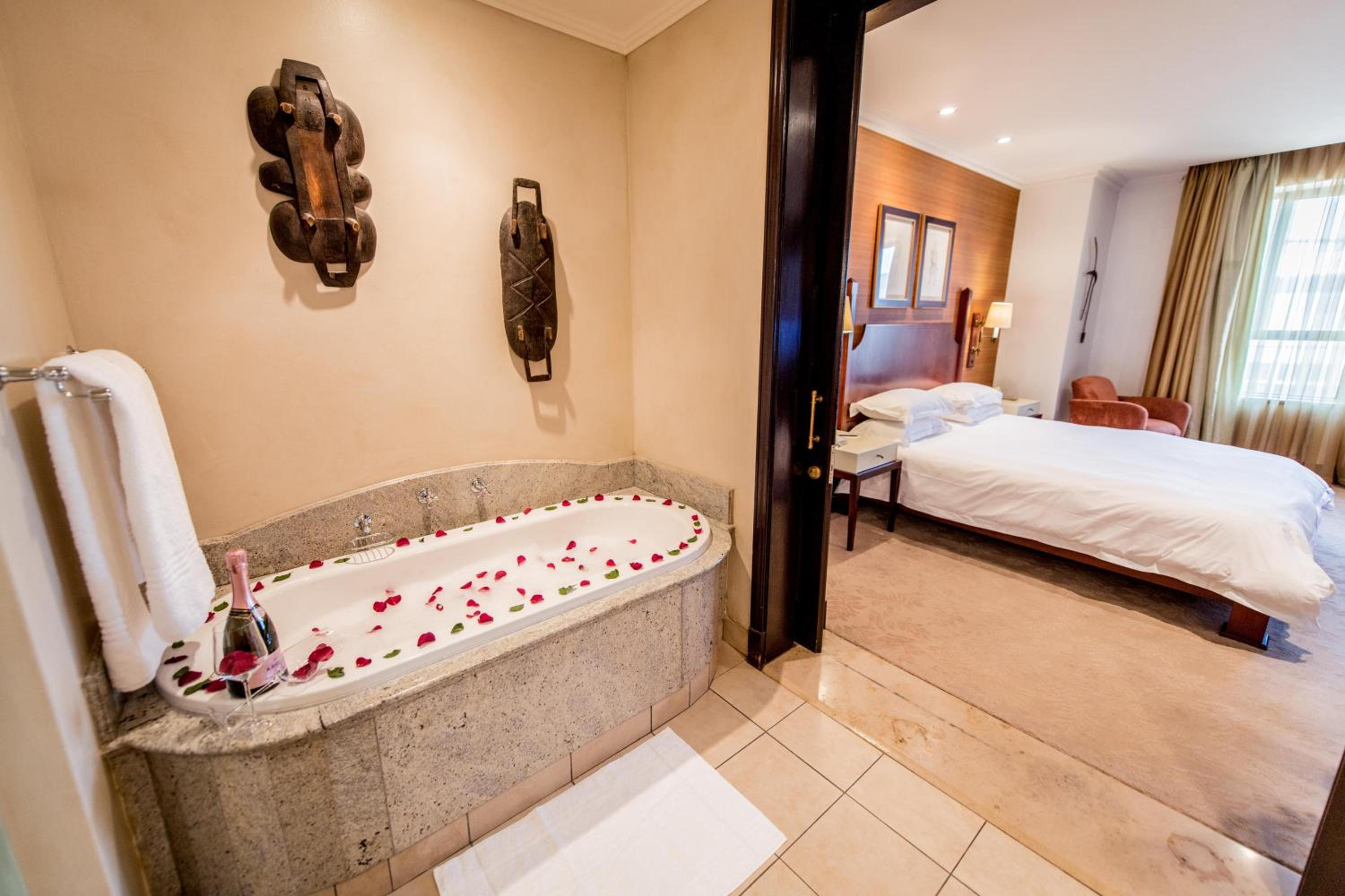 Johannesburg Vacations - The Michelangelo Towers - Property Image 39