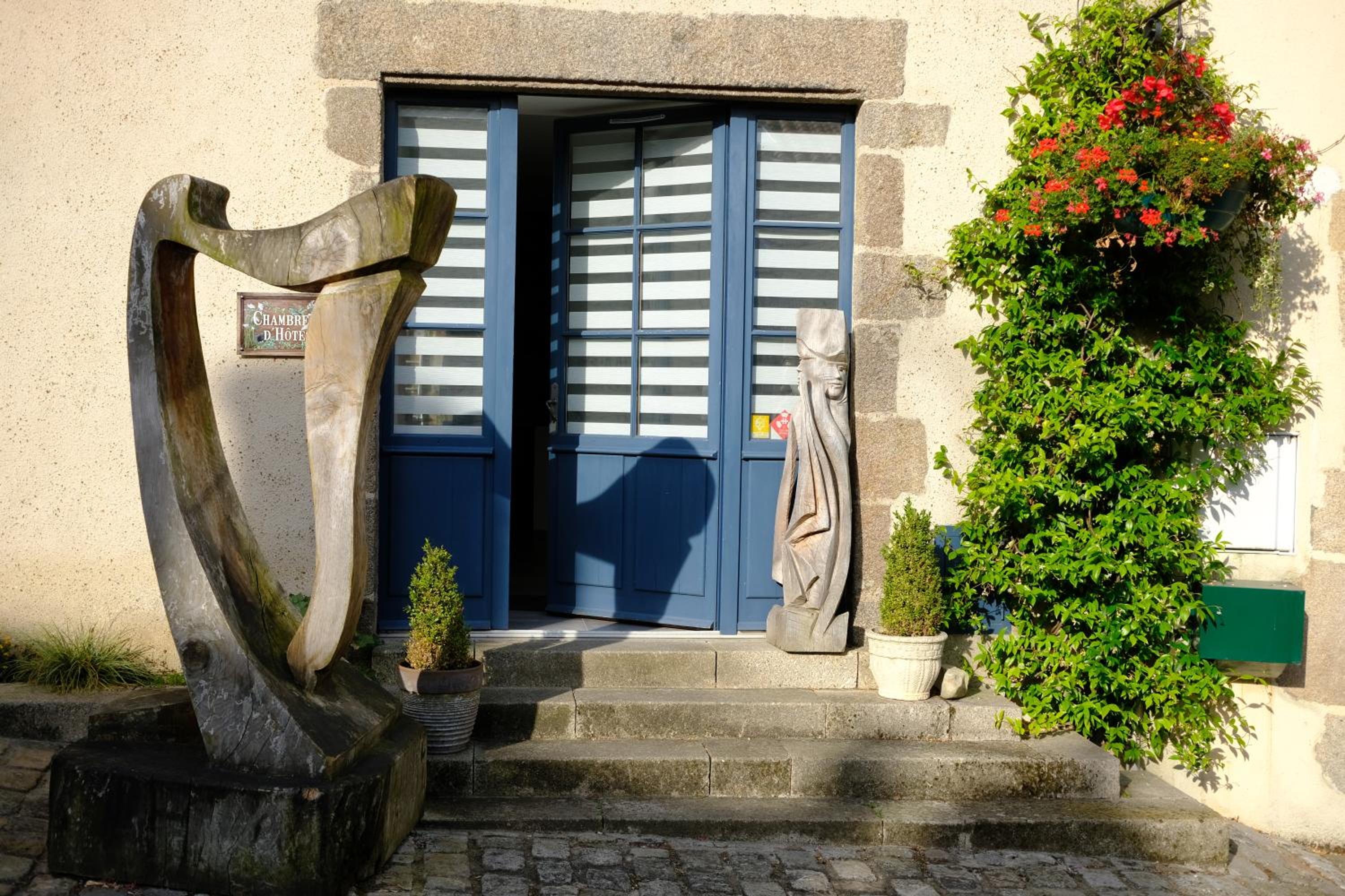 Photo 18
