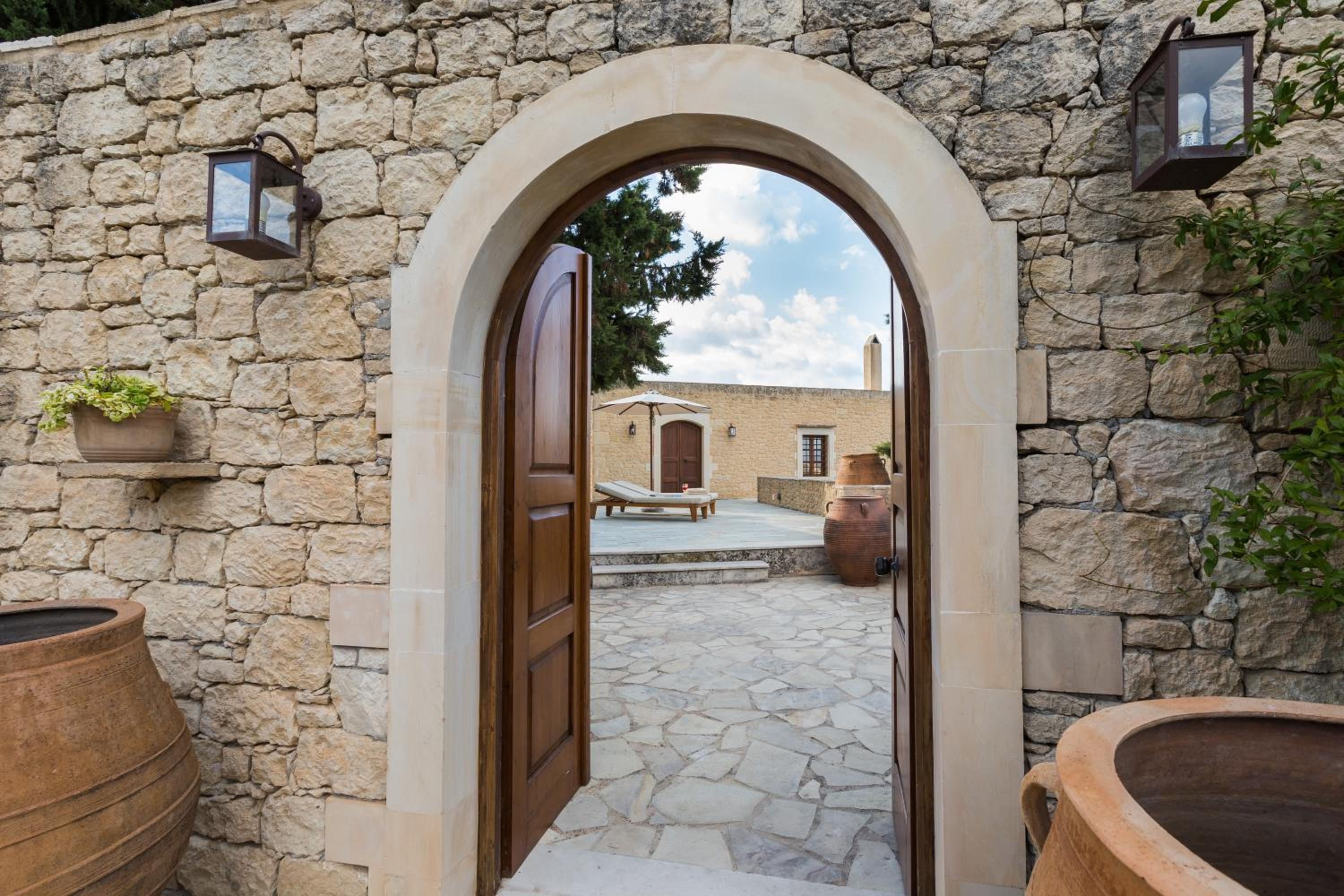 Kapsaliana Village Hotel 205