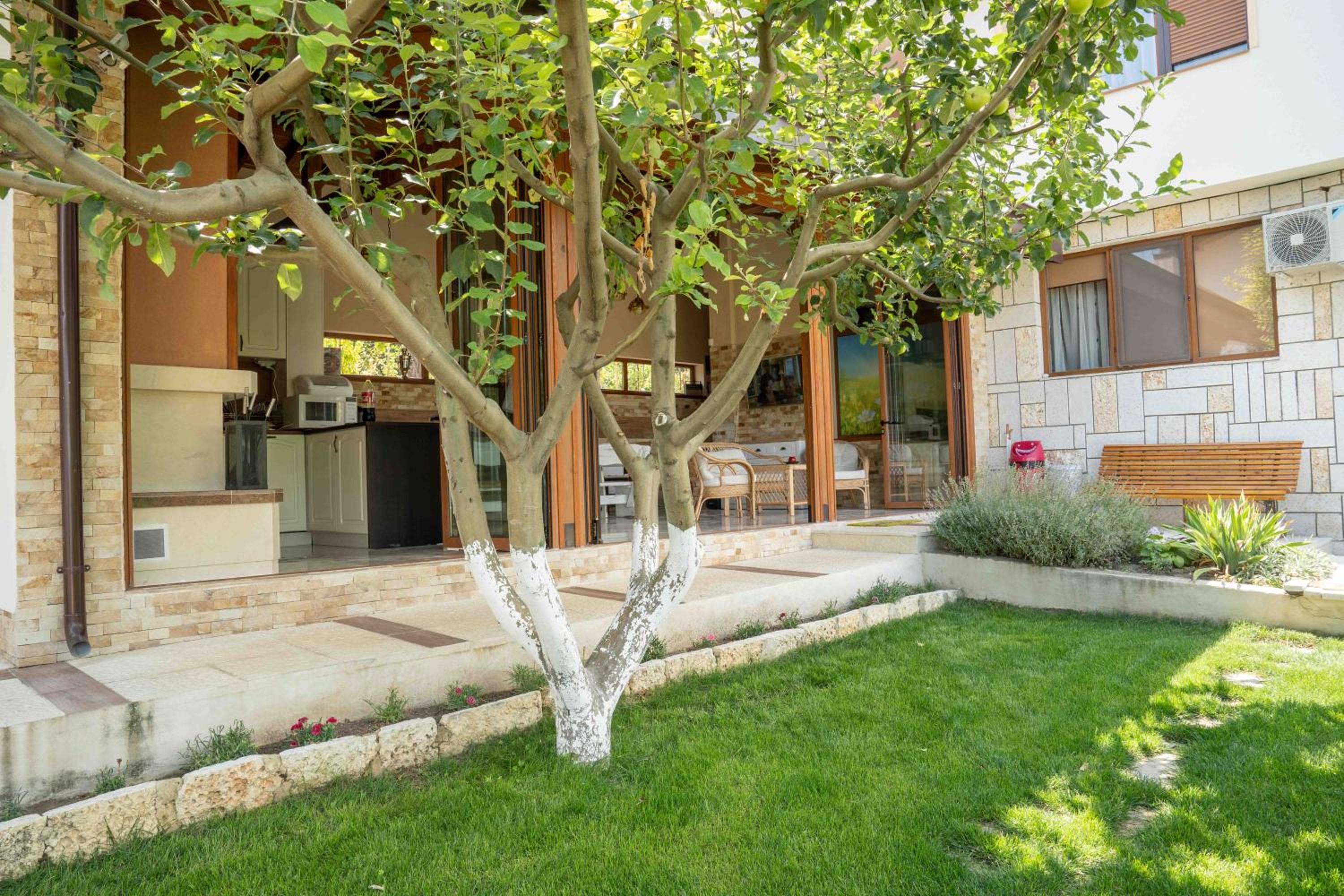 villa MAK