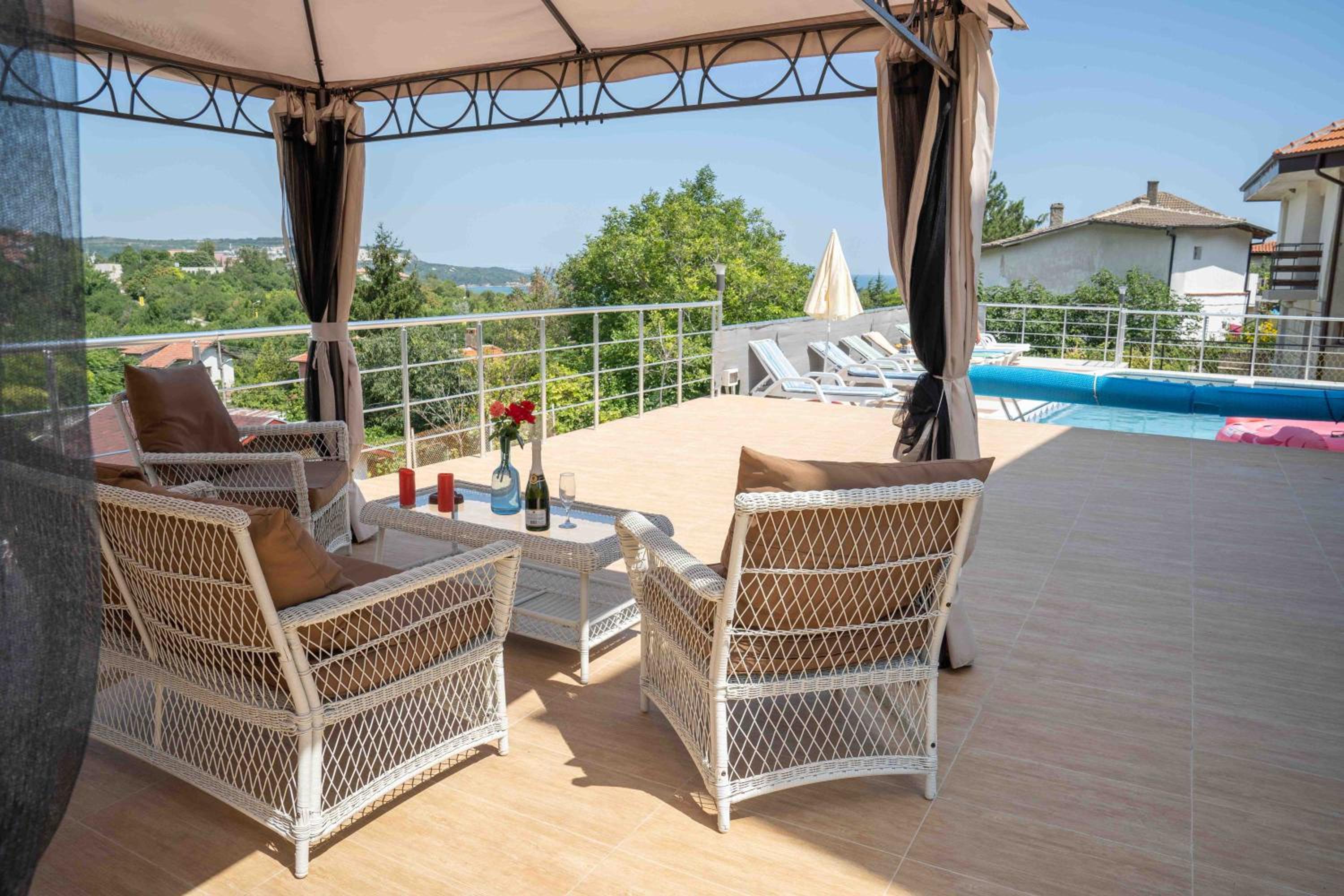 villa MAK