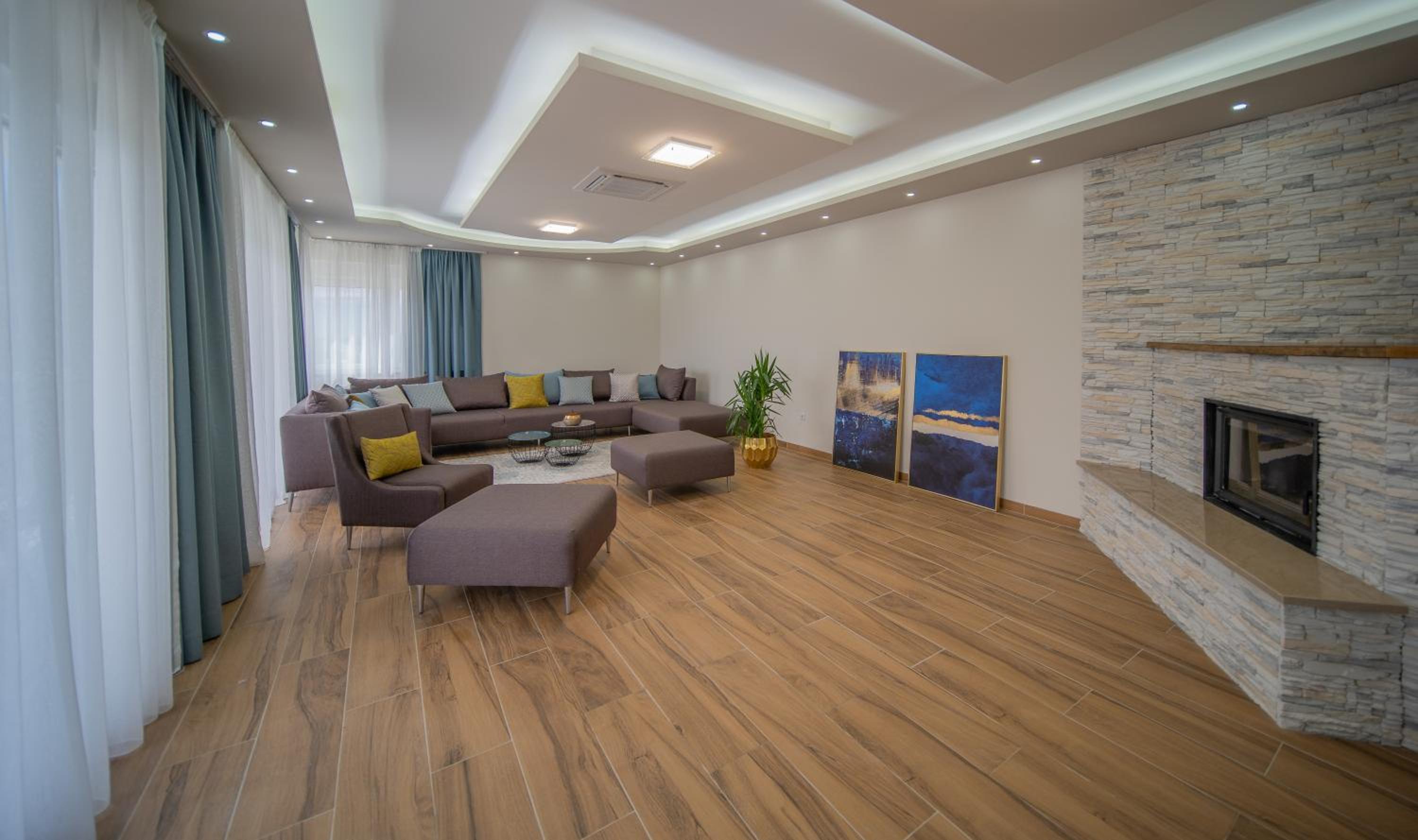 Al Hayat Apartments
