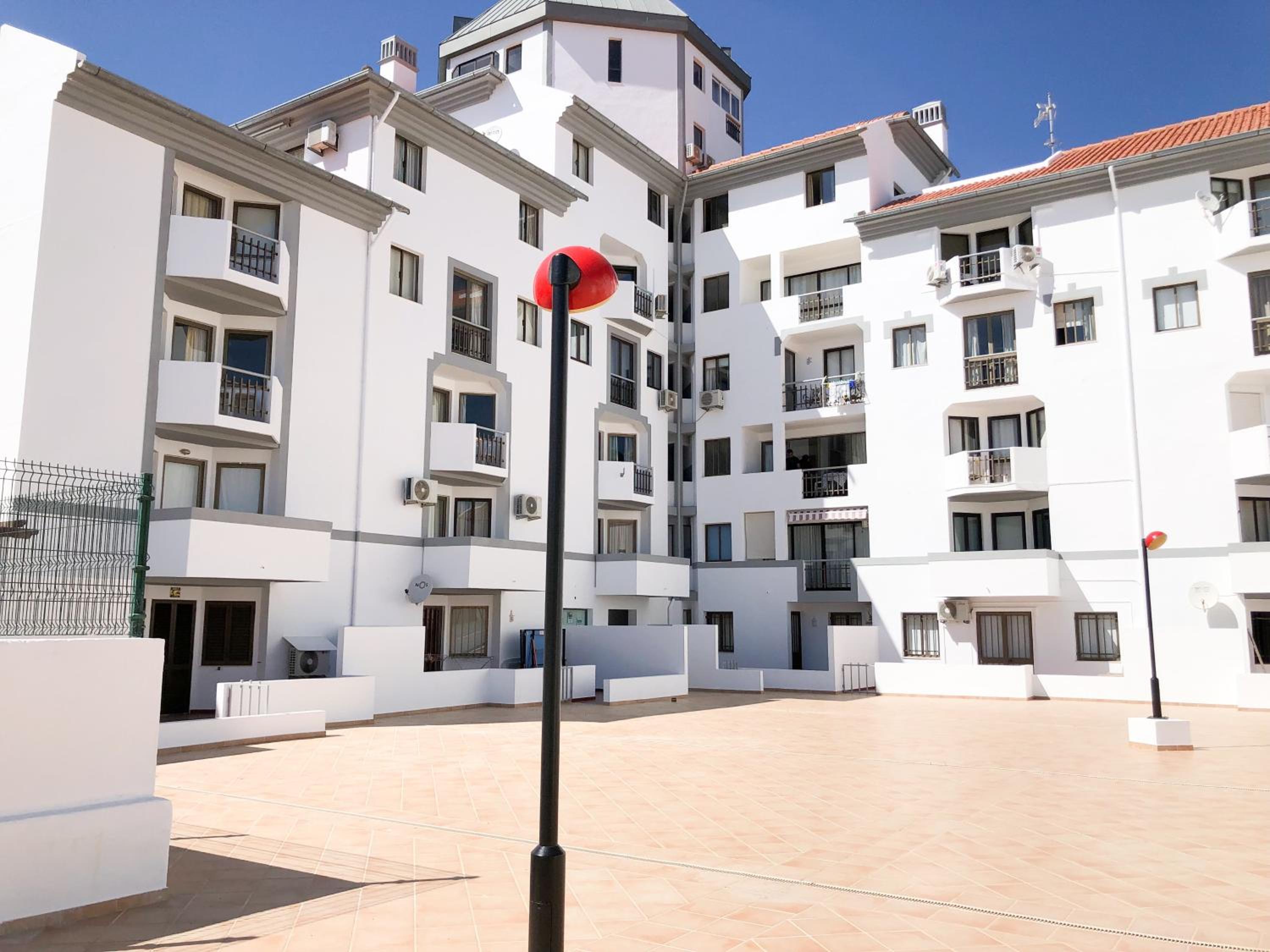 Vilamoura Marina Apartment with swimming pool view 2