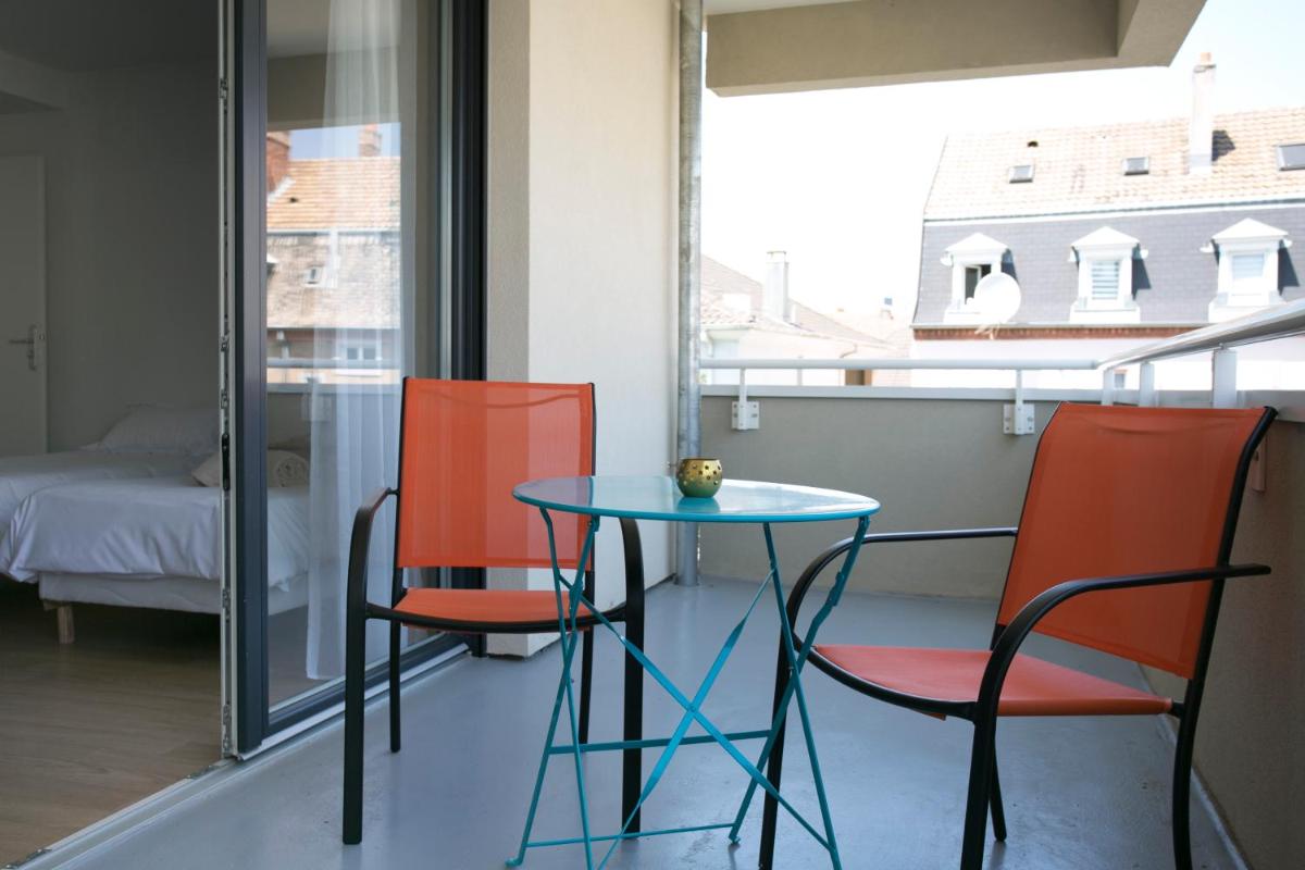 balcony