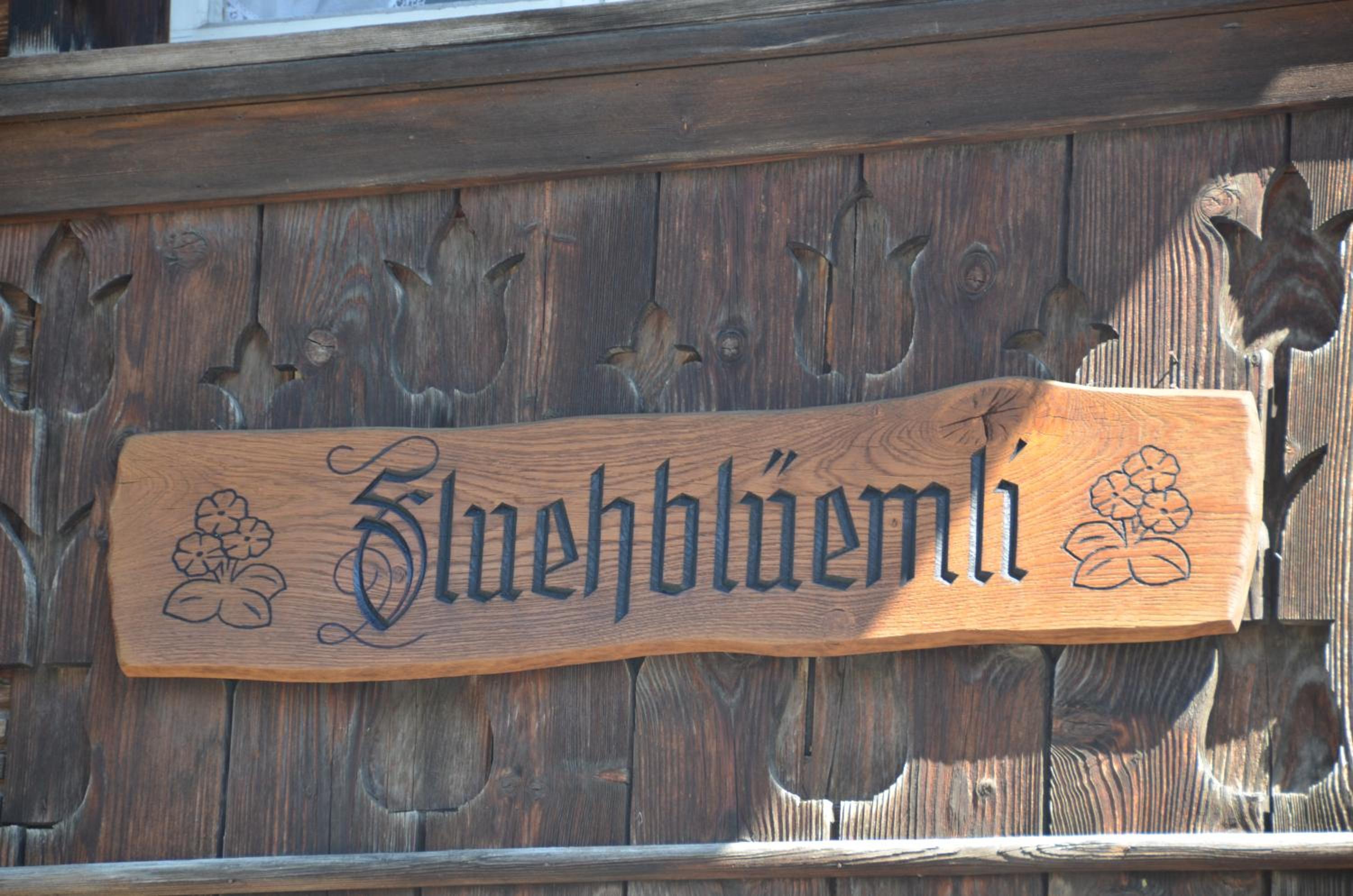 Fluehblüemli
