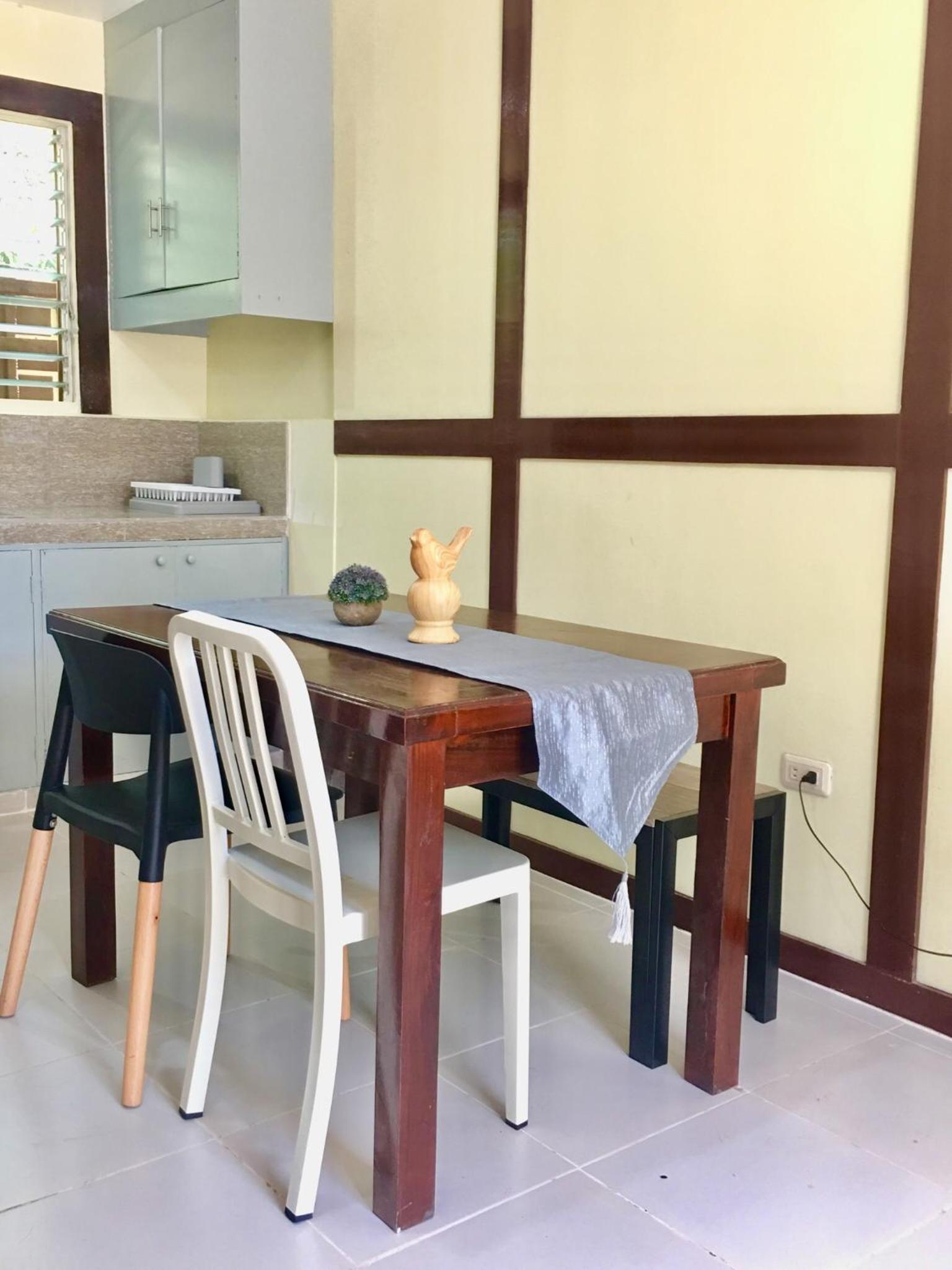 Johann’s Place Panglao view 3