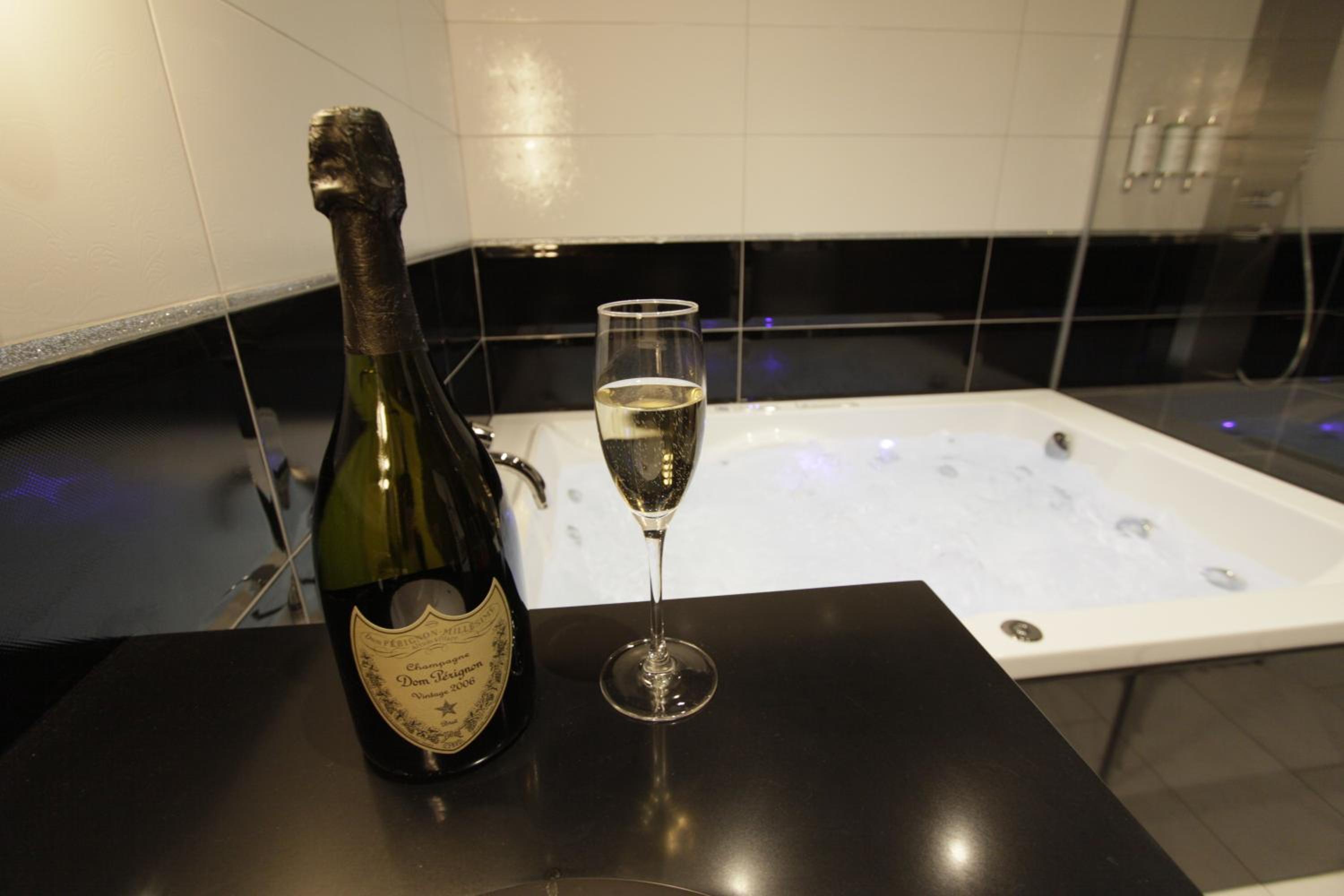 Jacuzzi