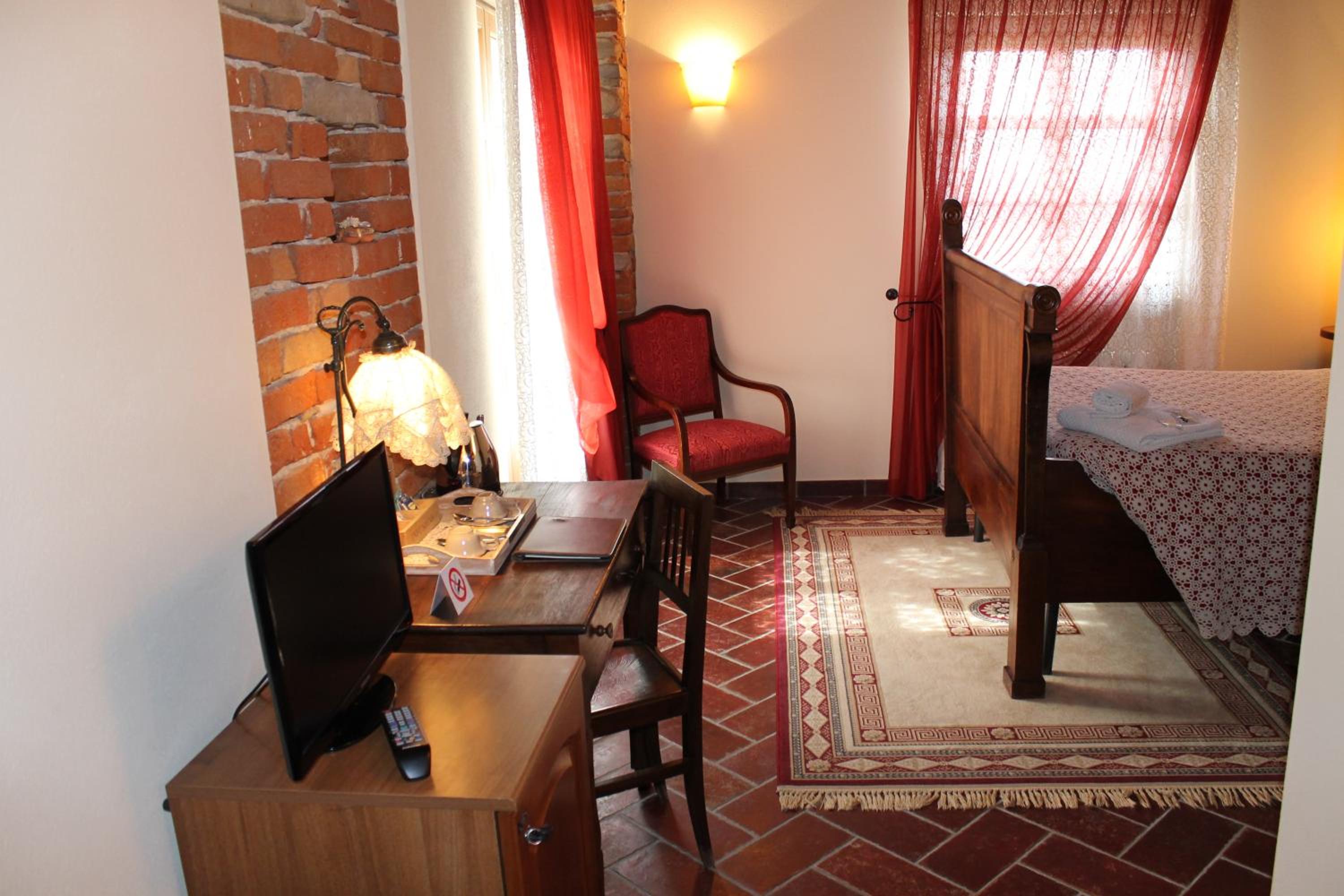 Photo 21