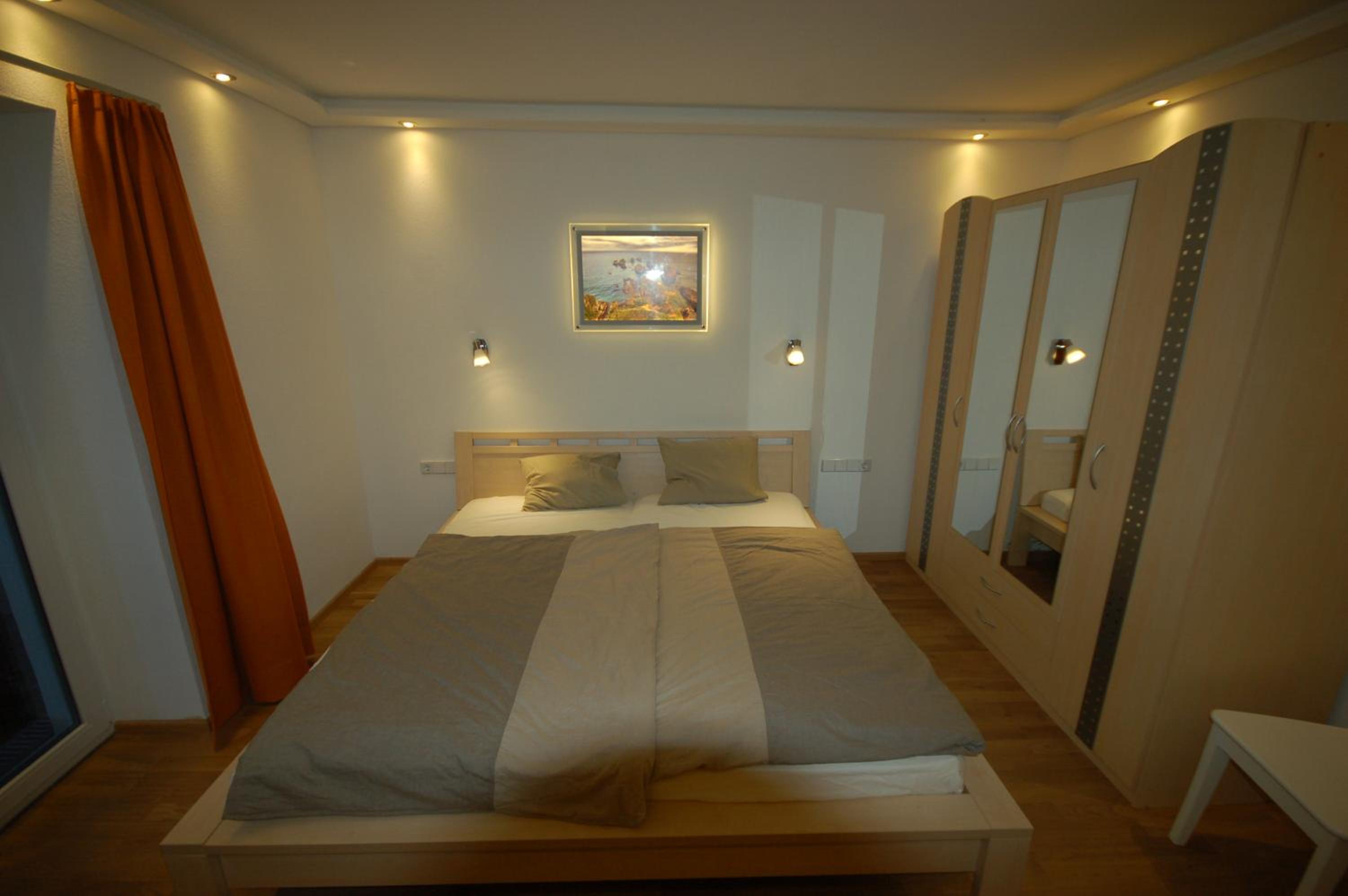 Alpenmond Appartment Halbmond