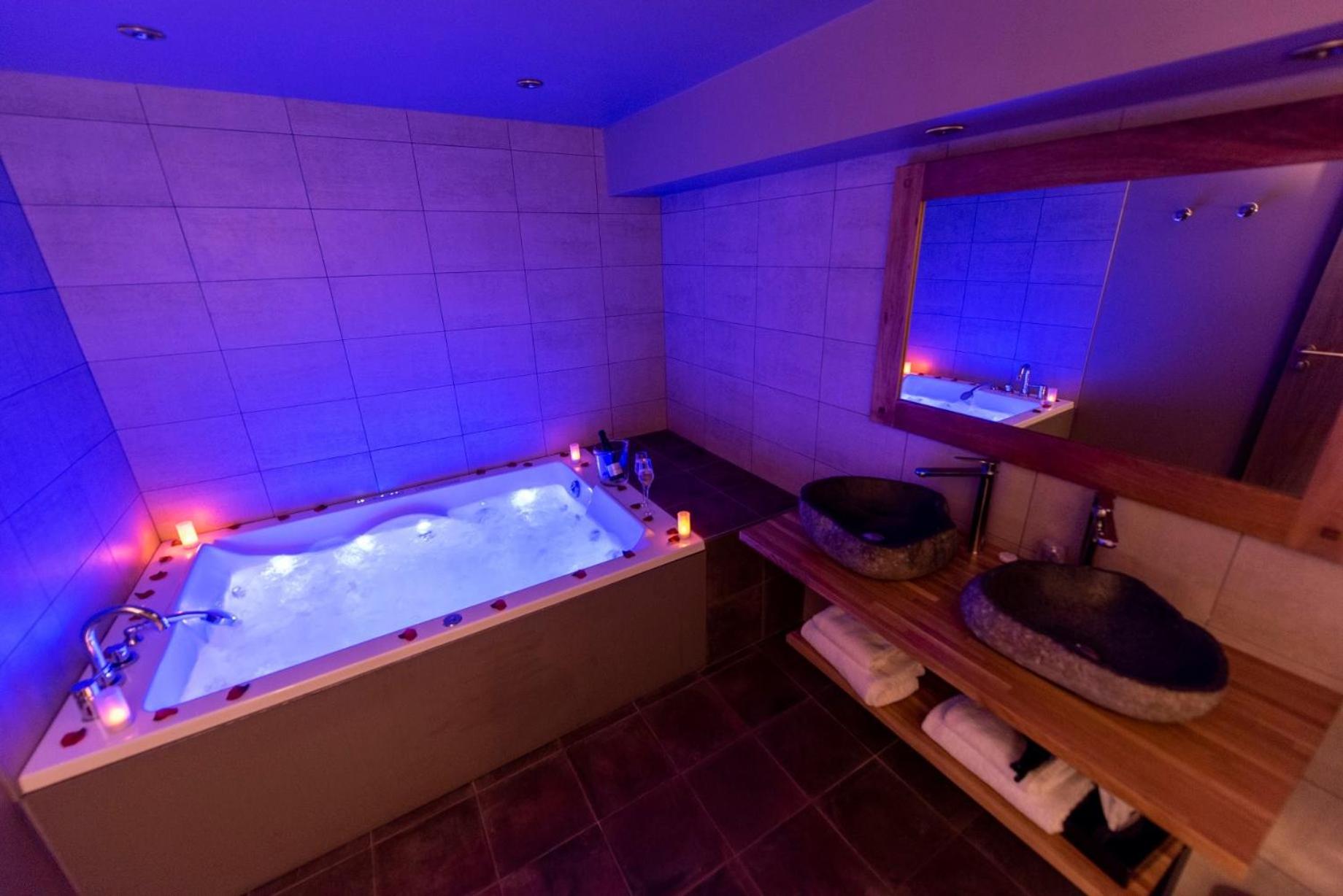 Jacuzzi