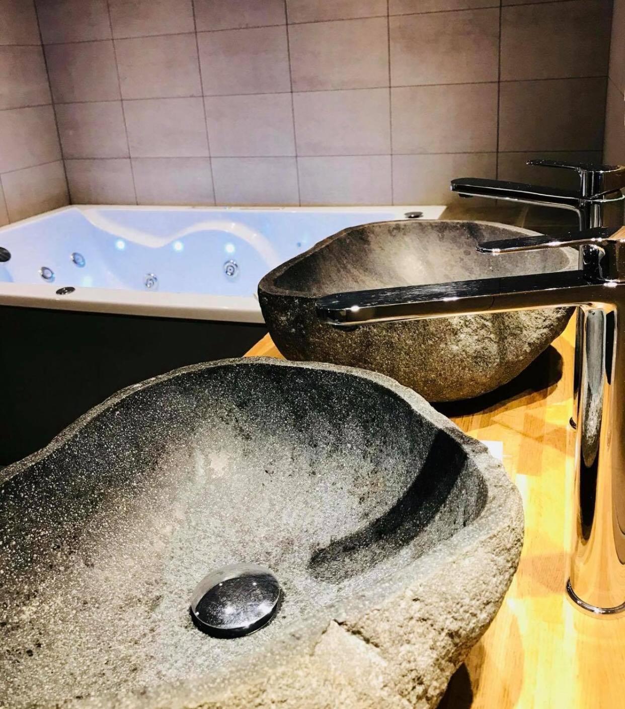 Jacuzzi