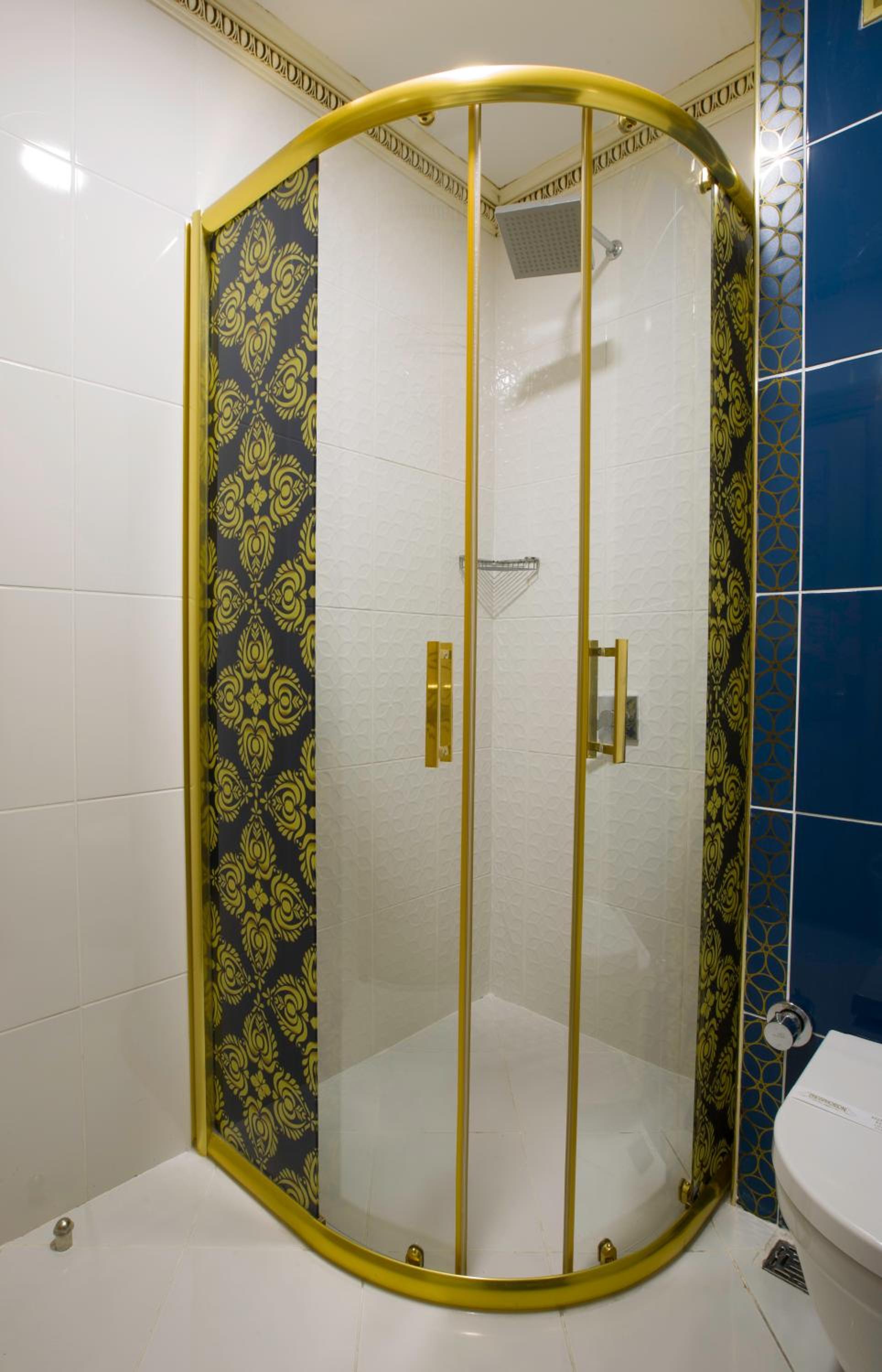 Empire Suite Hotel - Image 46