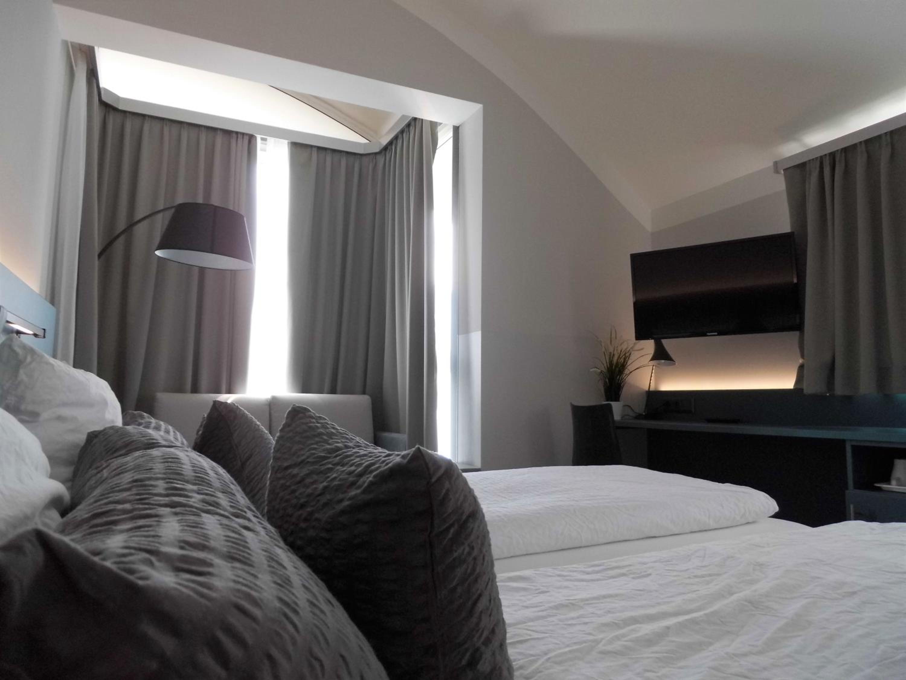 Pension Elisabeth - Rooms & Apartments view 3