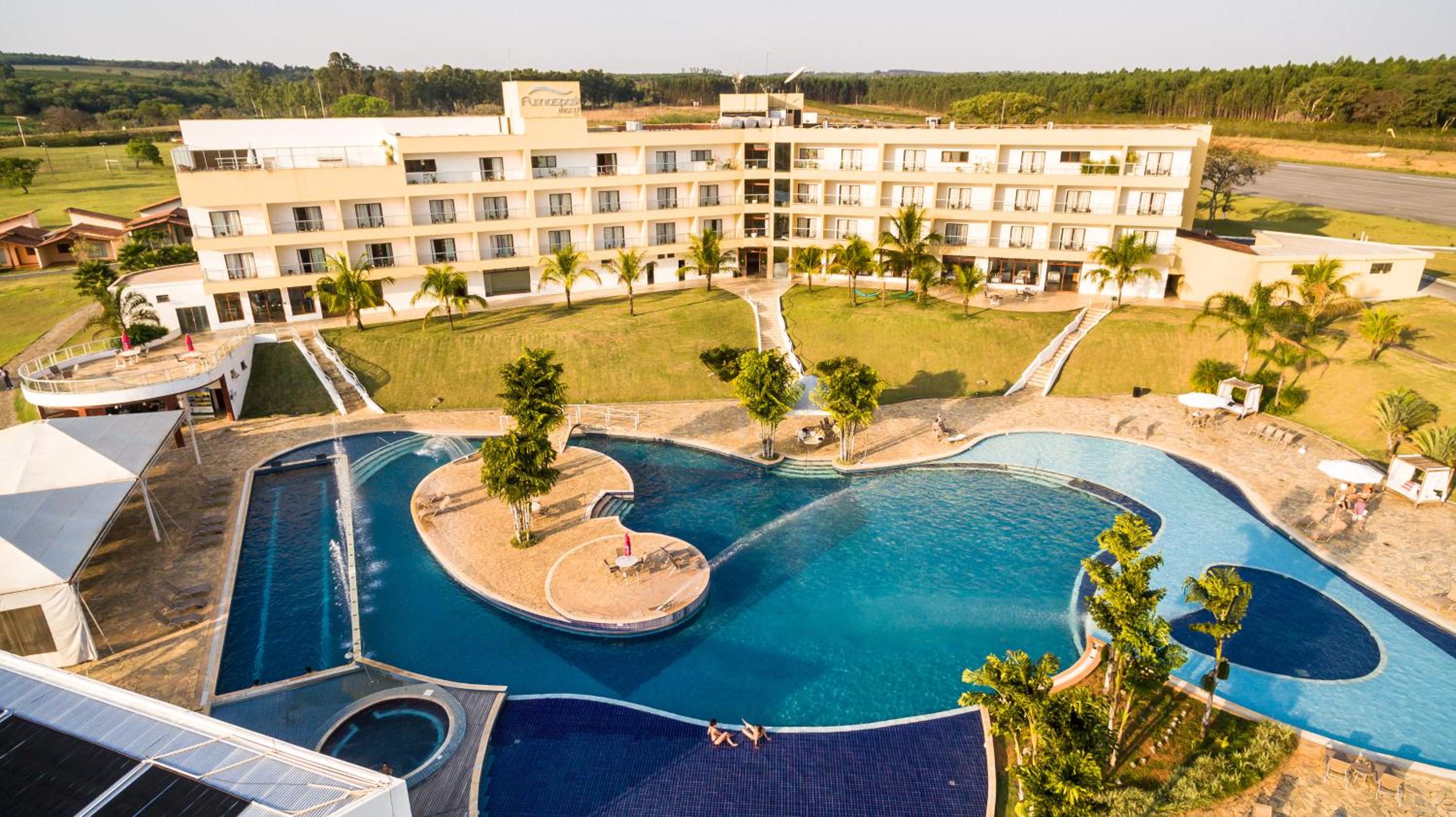Ramada by Wyndham Furnaspark