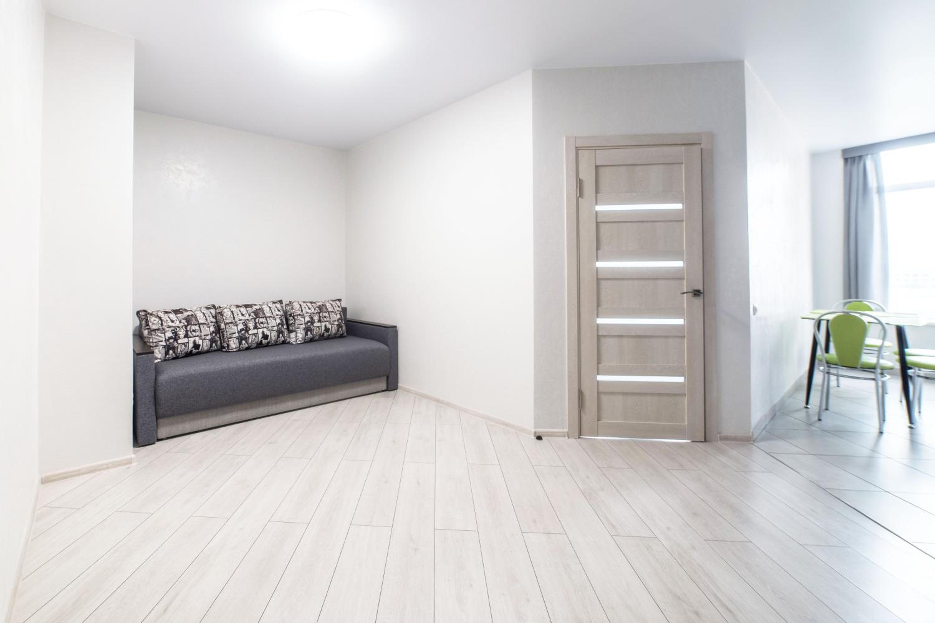 Apartments Roksolany 16 view 4