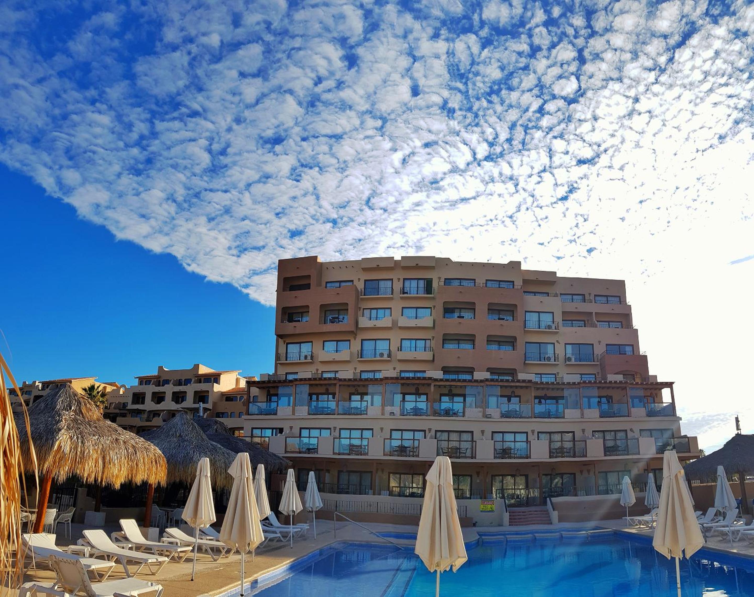 Hotel Marinaterra Hotel & Spa - Image 1