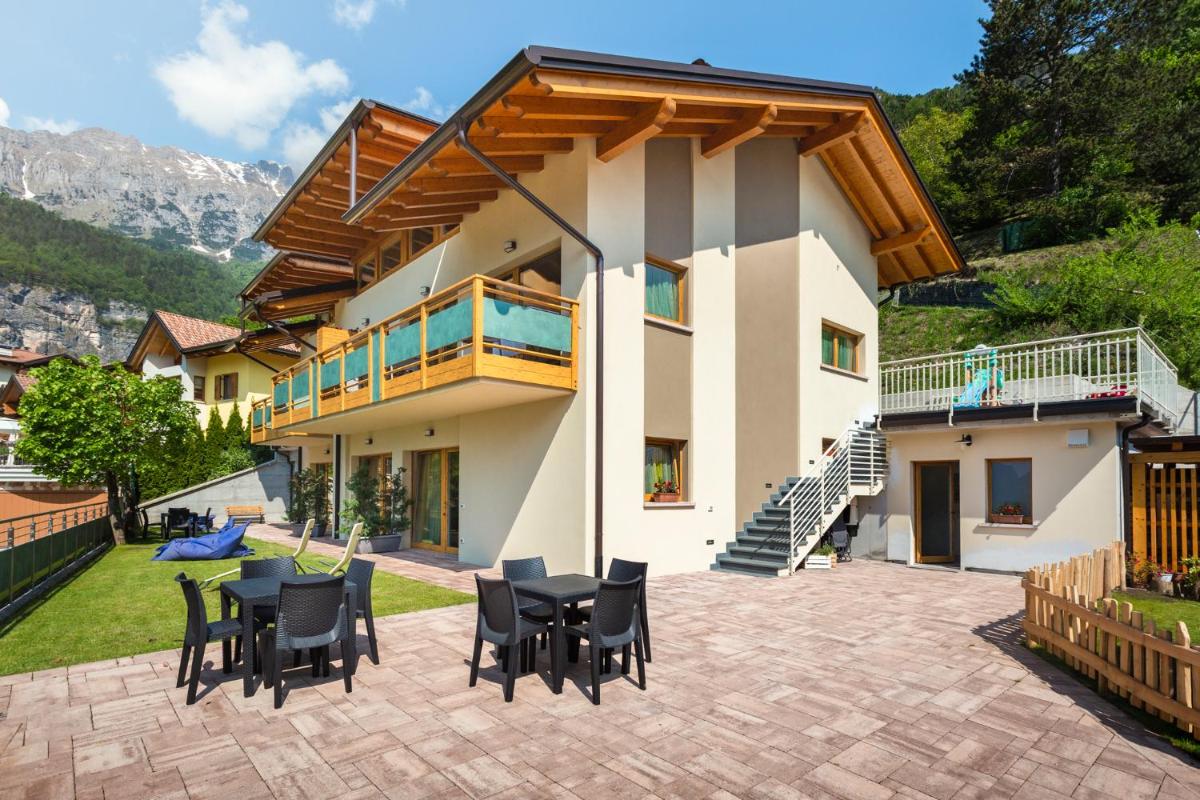 Lodge Le Soleil view 3